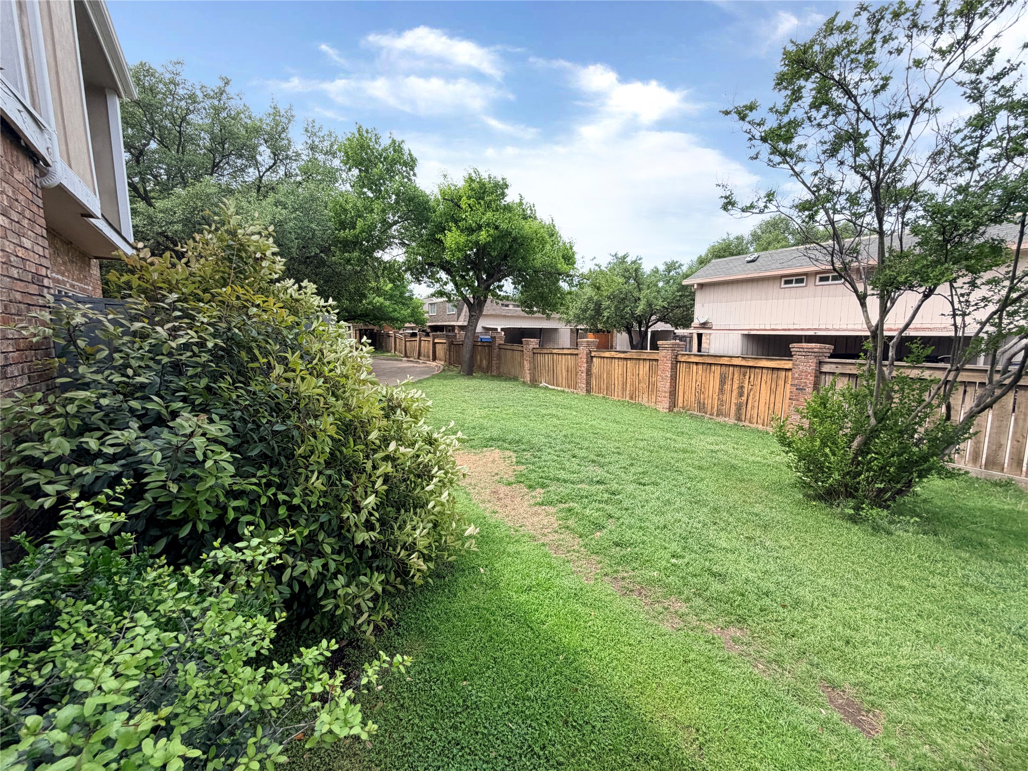 2409 Northlake Court Irving TX 75038