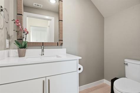 427 W 10th Street Dallas TX 75208