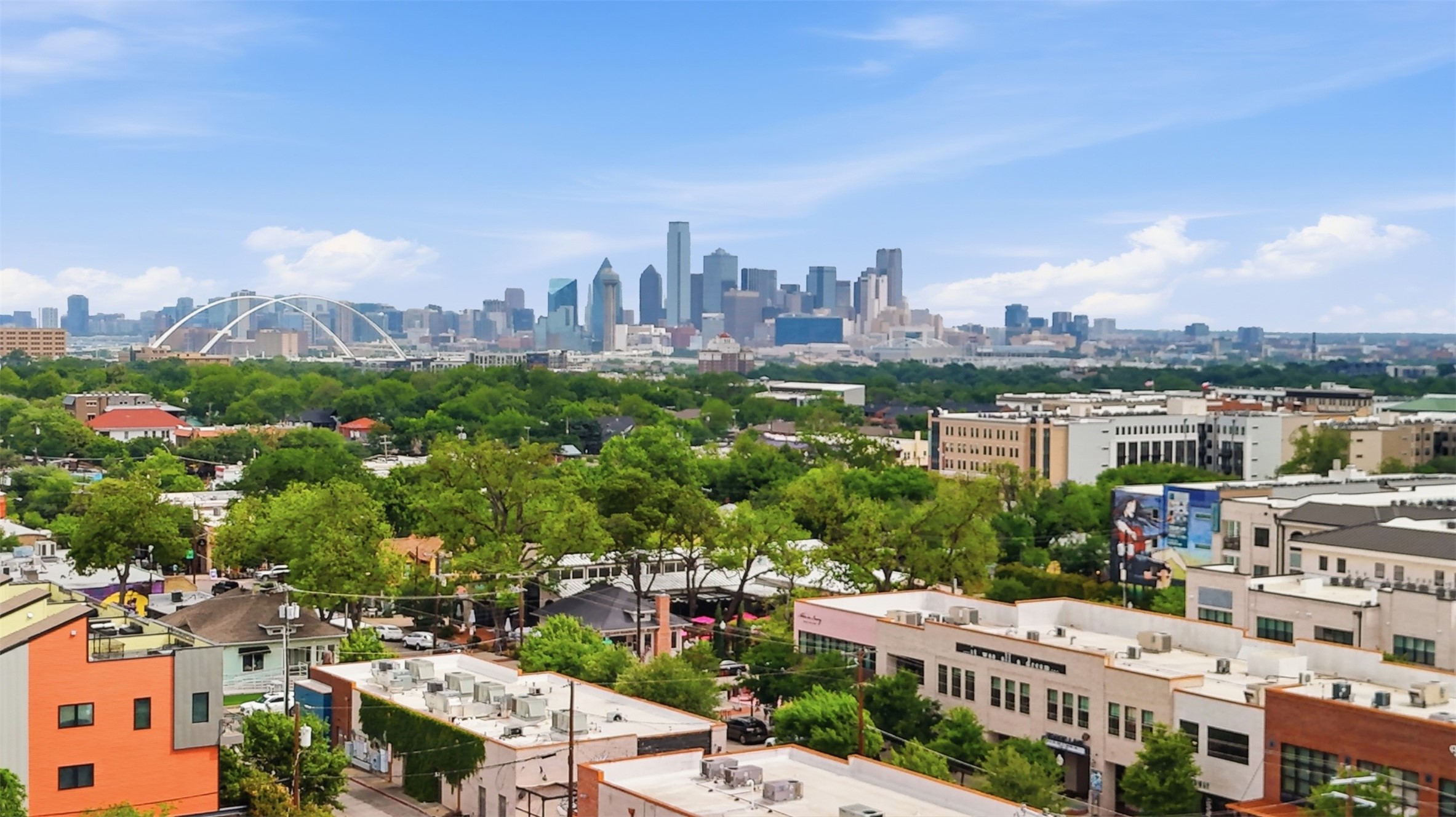 427 W 10th Street Dallas TX 75208