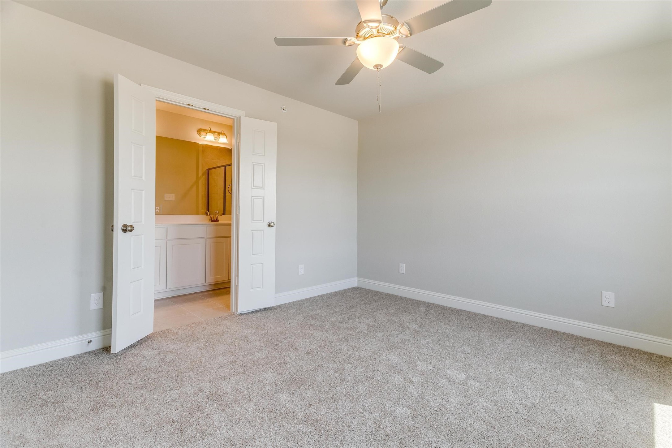 1531 Homeplace Circle Mansfield TX 76063