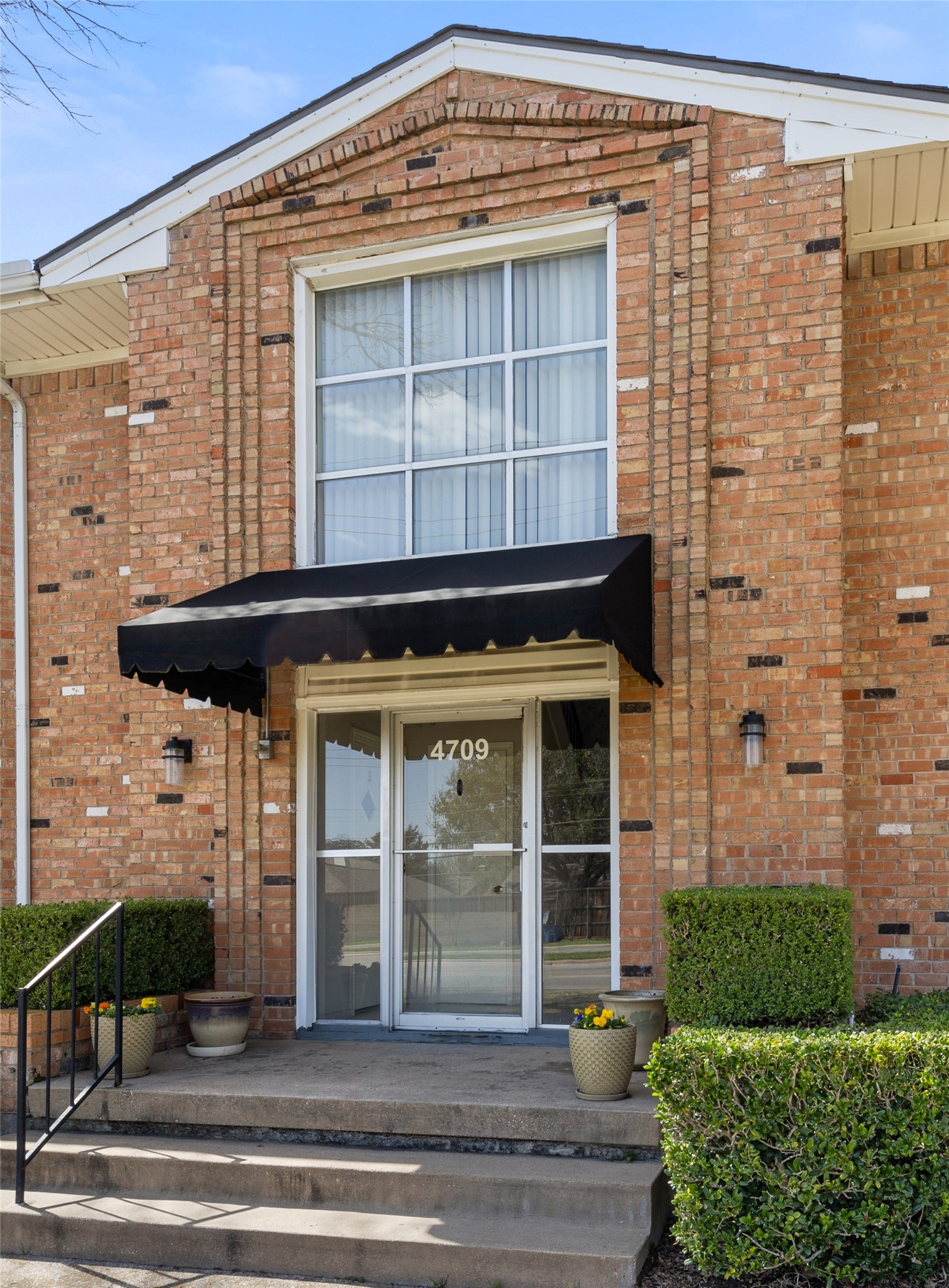 4709 Skillman Street Dallas TX 75206