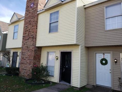 9426 Olde Towne Row Dallas TX 75227