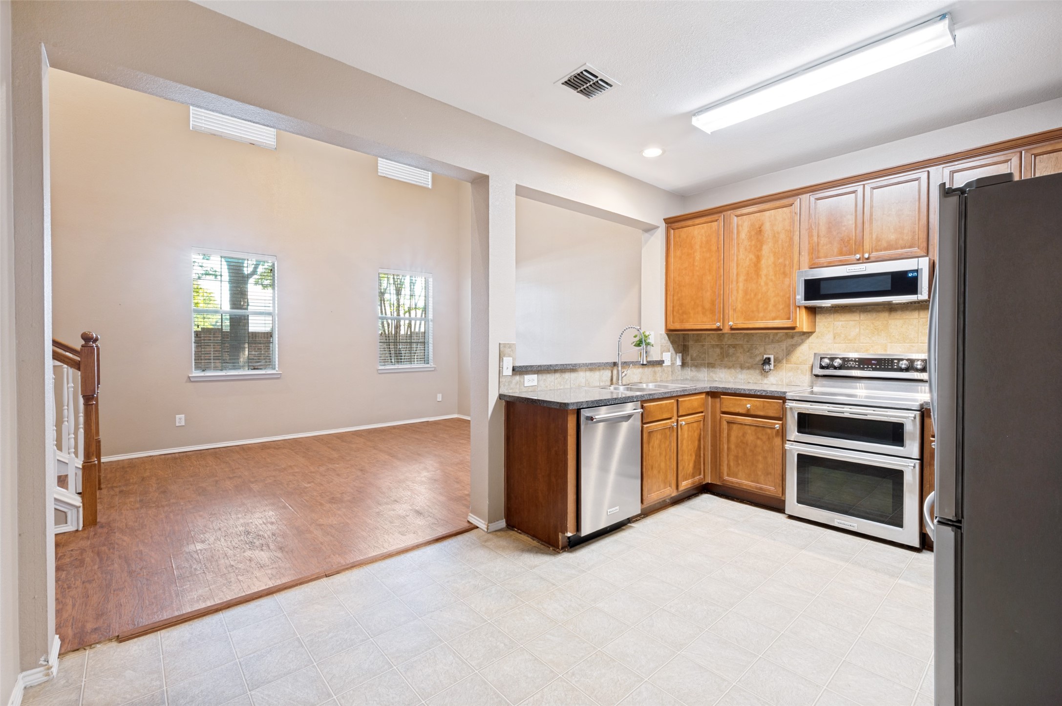 3004 Stone Forest Circle Mckinney TX 75070