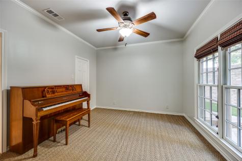 4350 Cochran Chapel Circle Dallas TX 75209