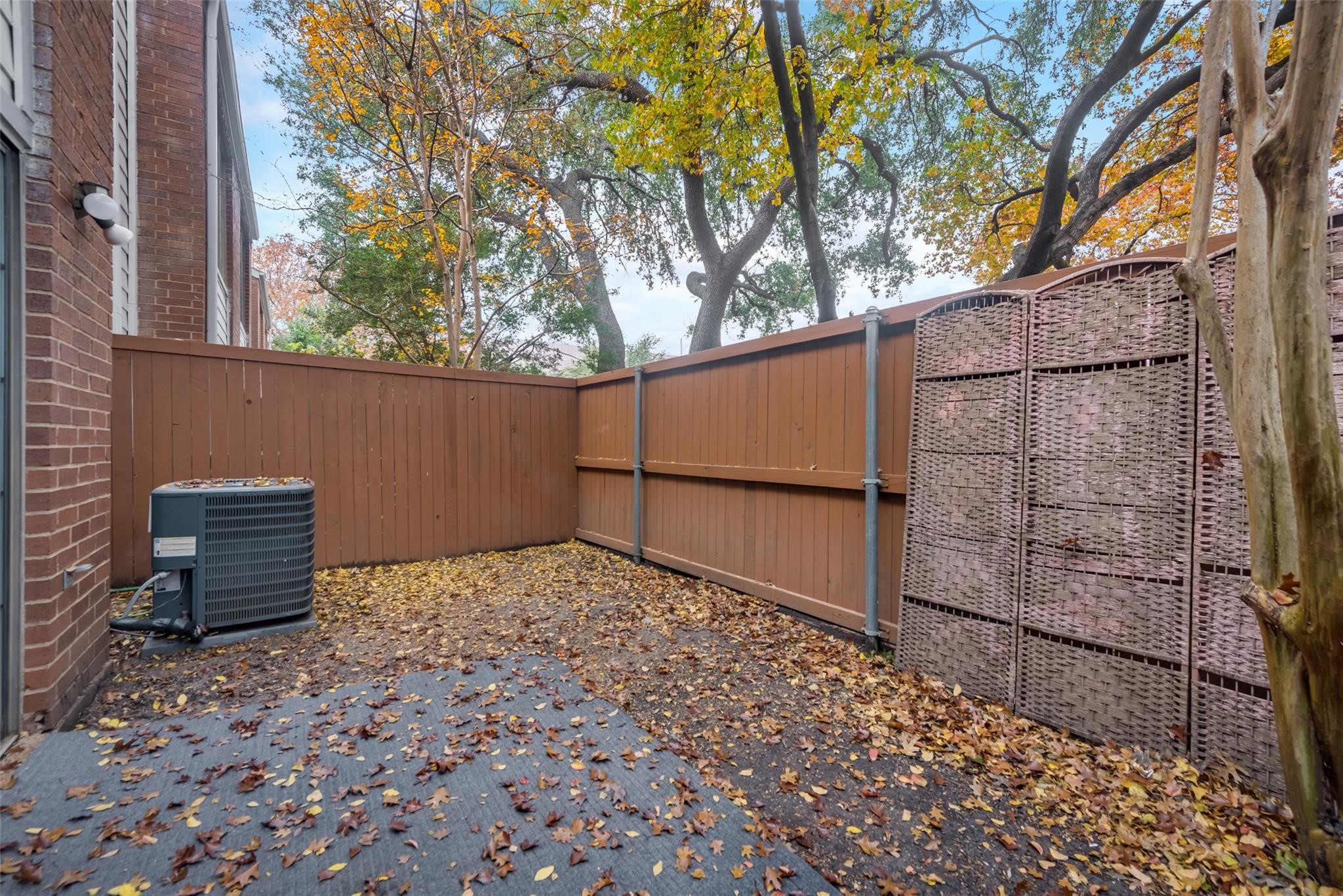 5100 Verde Valley Lane Dallas TX 75254