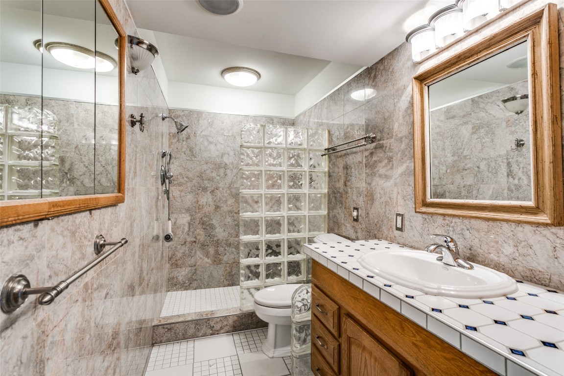 390 Driftwood Court Azle TX 76020