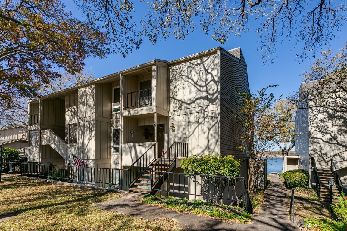 390 Driftwood Court Azle TX 76020