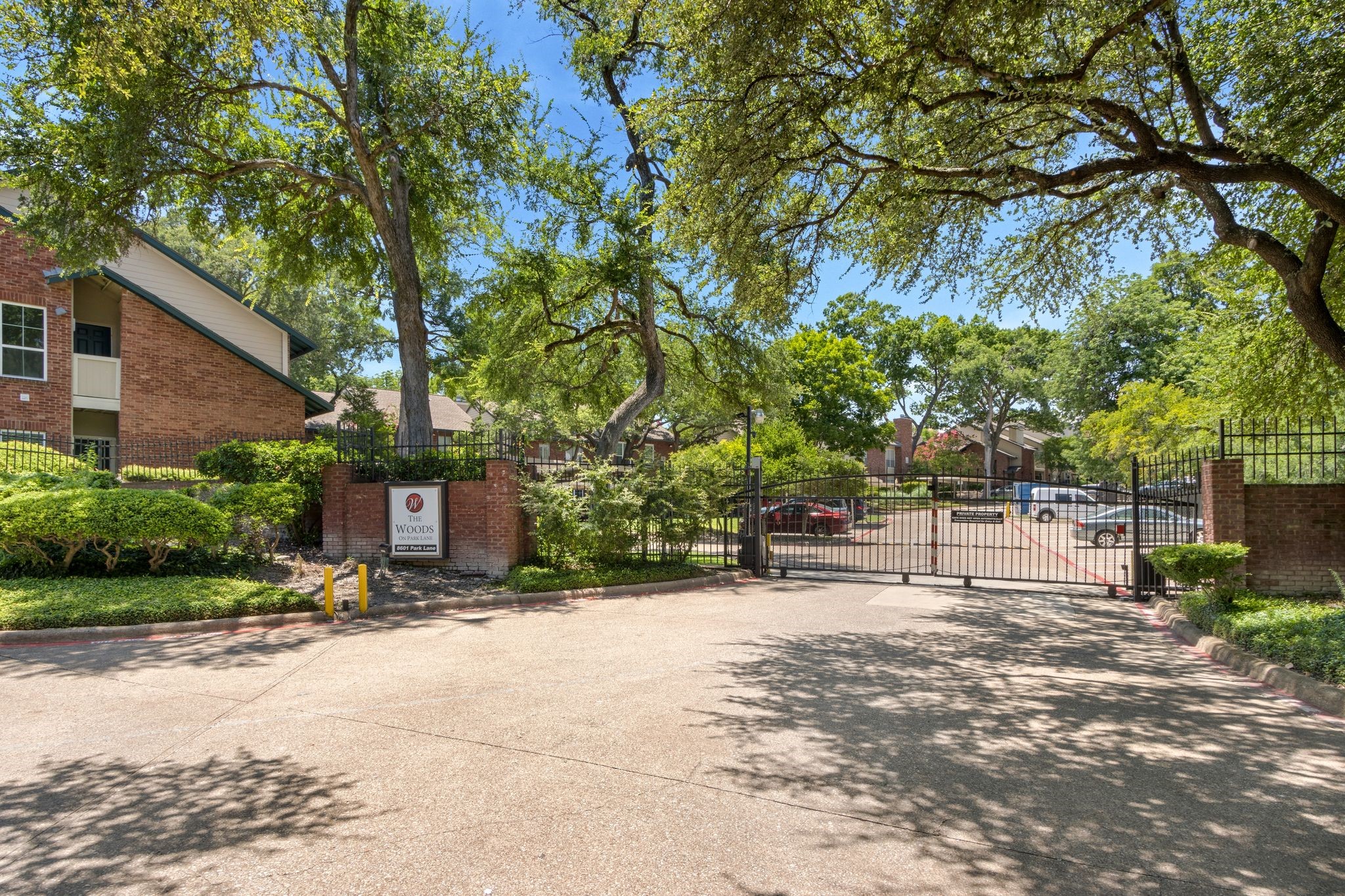 8601 Park Lane Dallas TX 75231