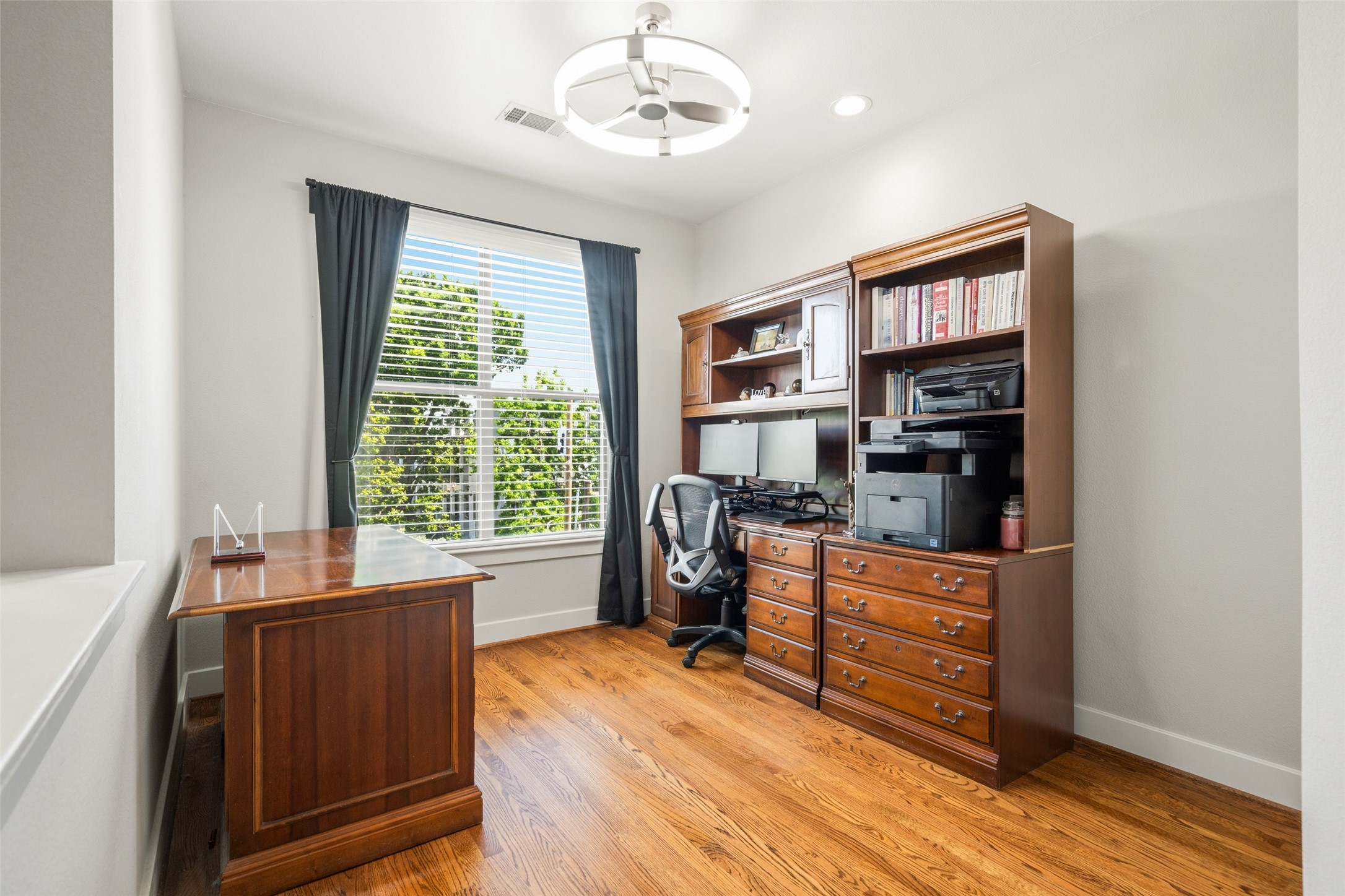 4211 Rawlins Street Dallas TX 75219