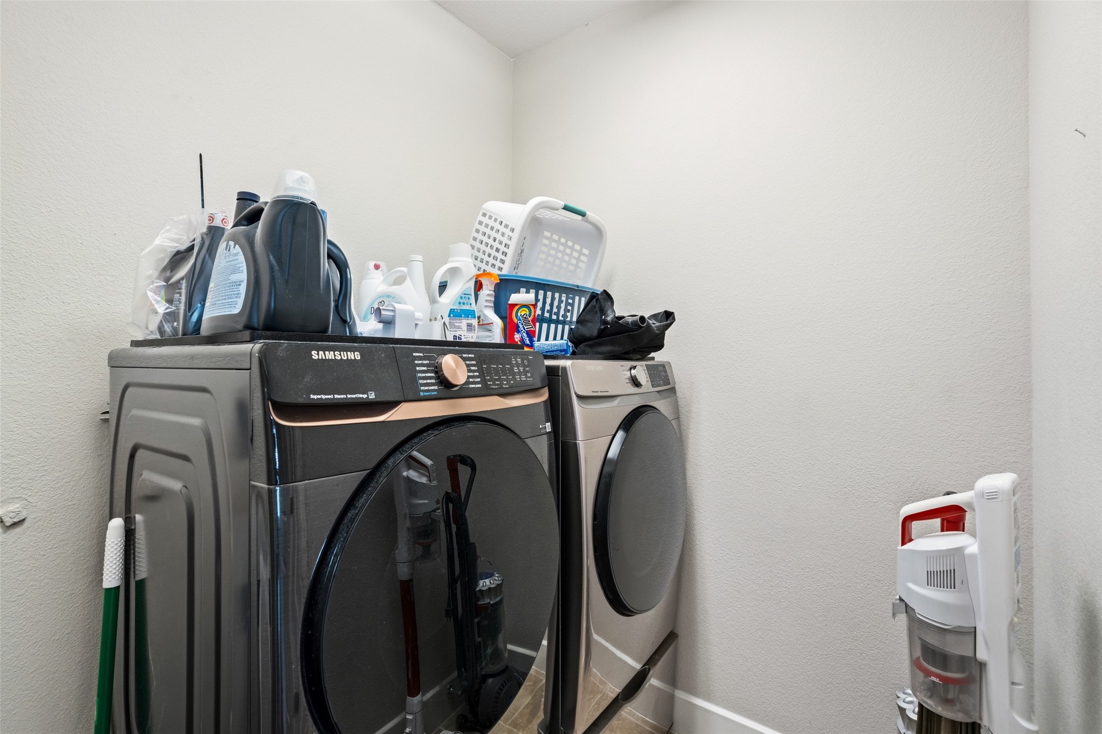 4211 Rawlins Street Dallas TX 75219