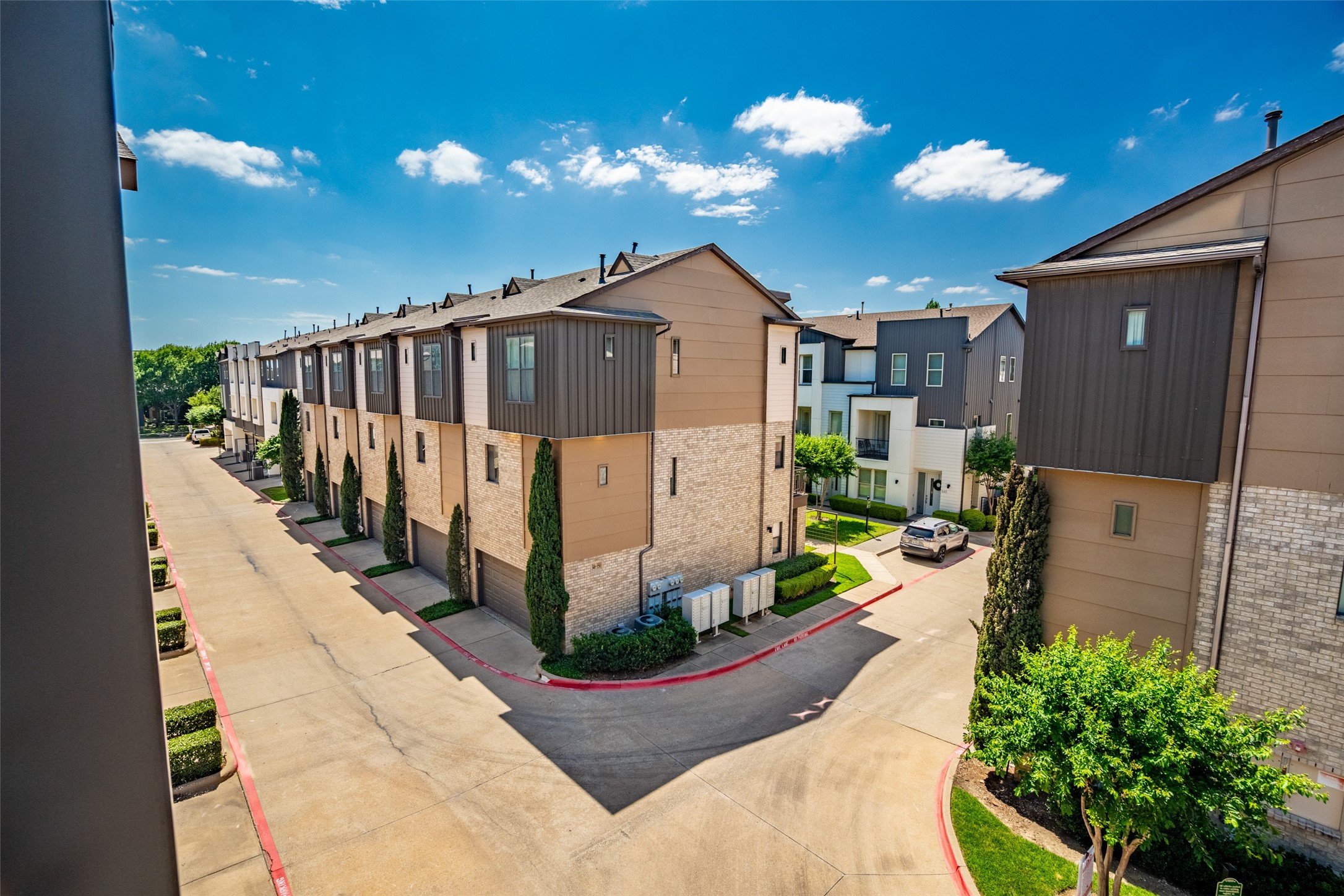 4211 Rawlins Street Dallas TX 75219