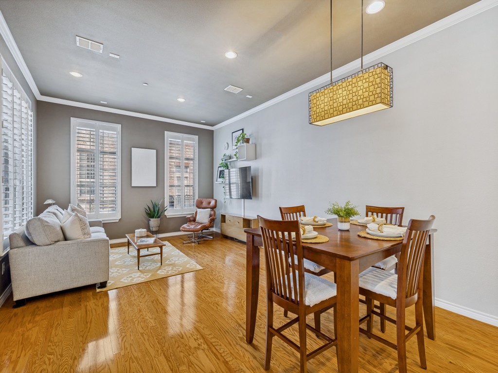 15741 Seabolt Addison TX 75001