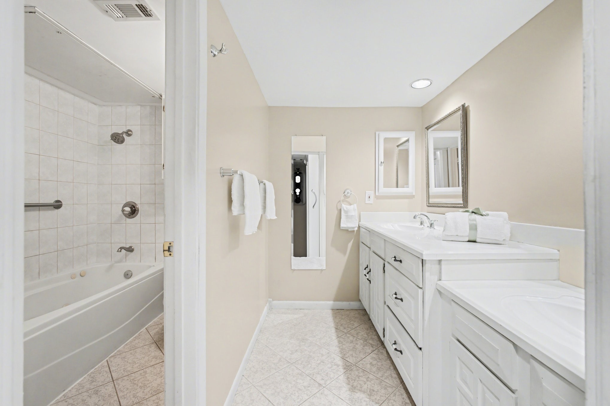 2920 Shady Lake Circle Carrollton TX 75006
