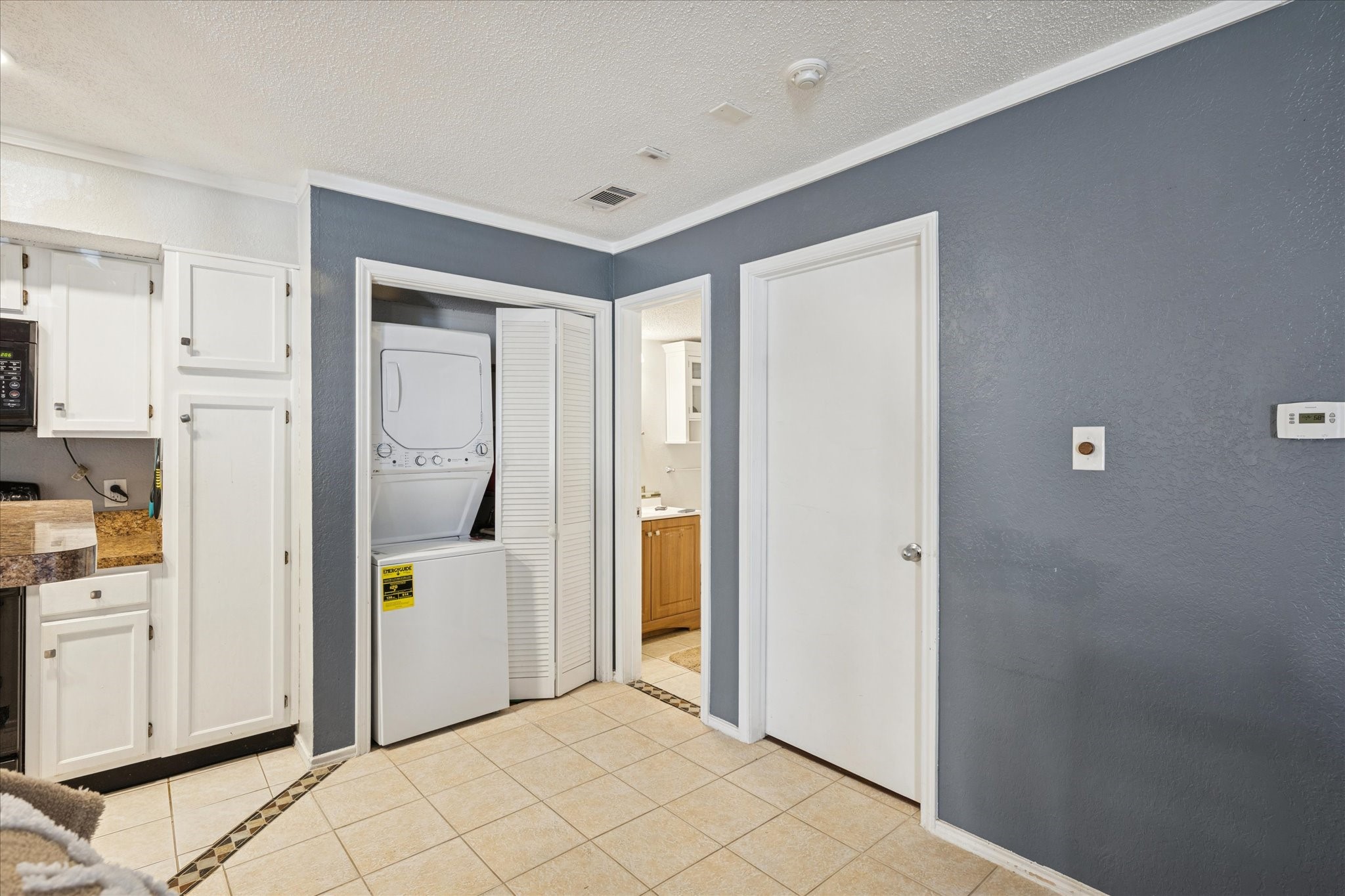 2300 Balsam Drive Arlington TX 76006