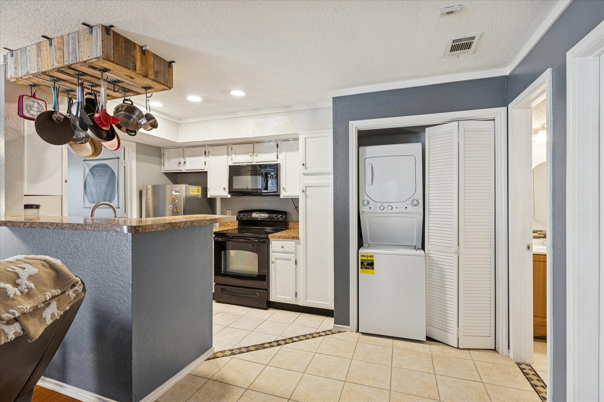2300 Balsam Drive Arlington TX 76006
