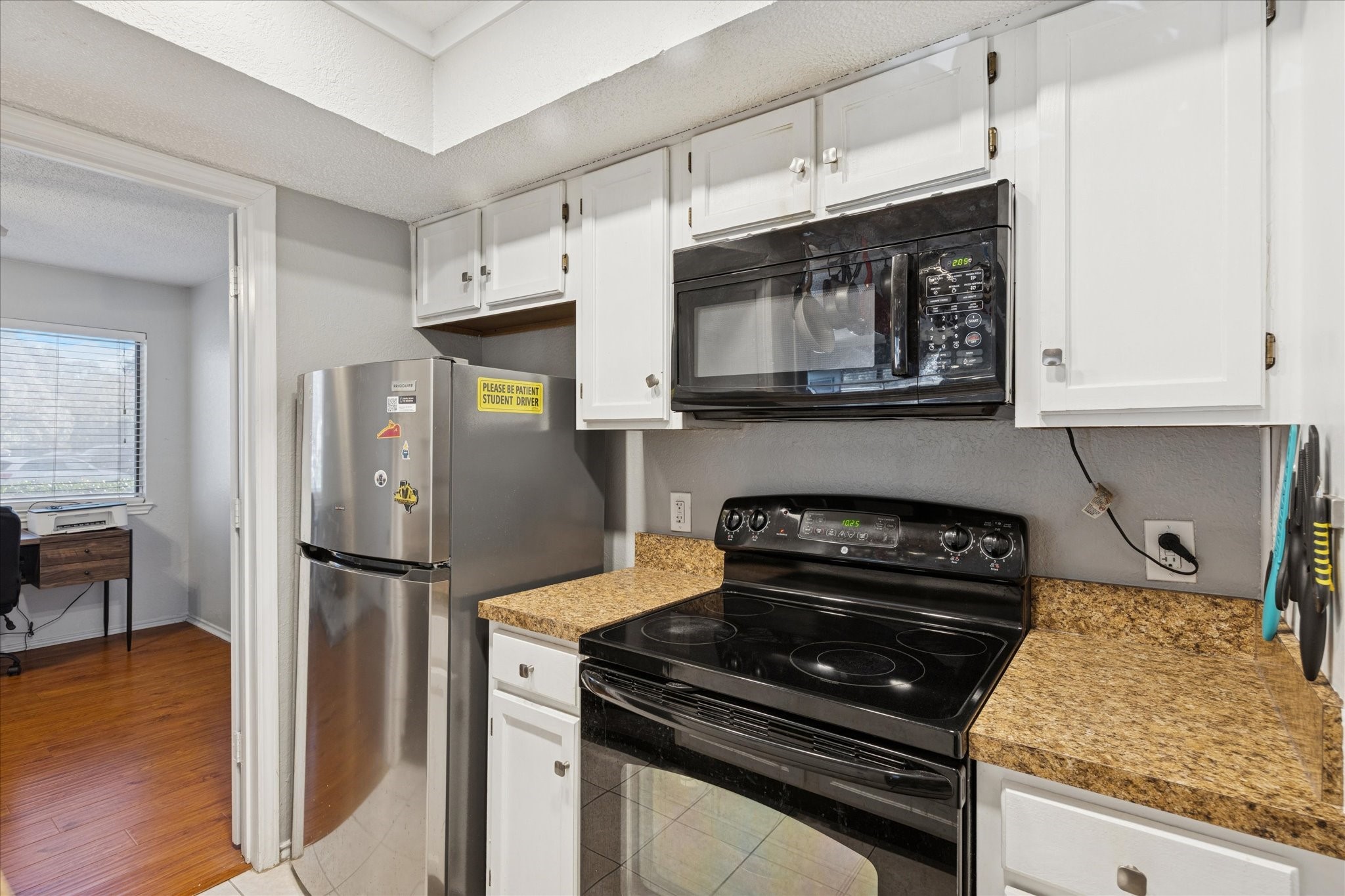 2300 Balsam Drive Arlington TX 76006