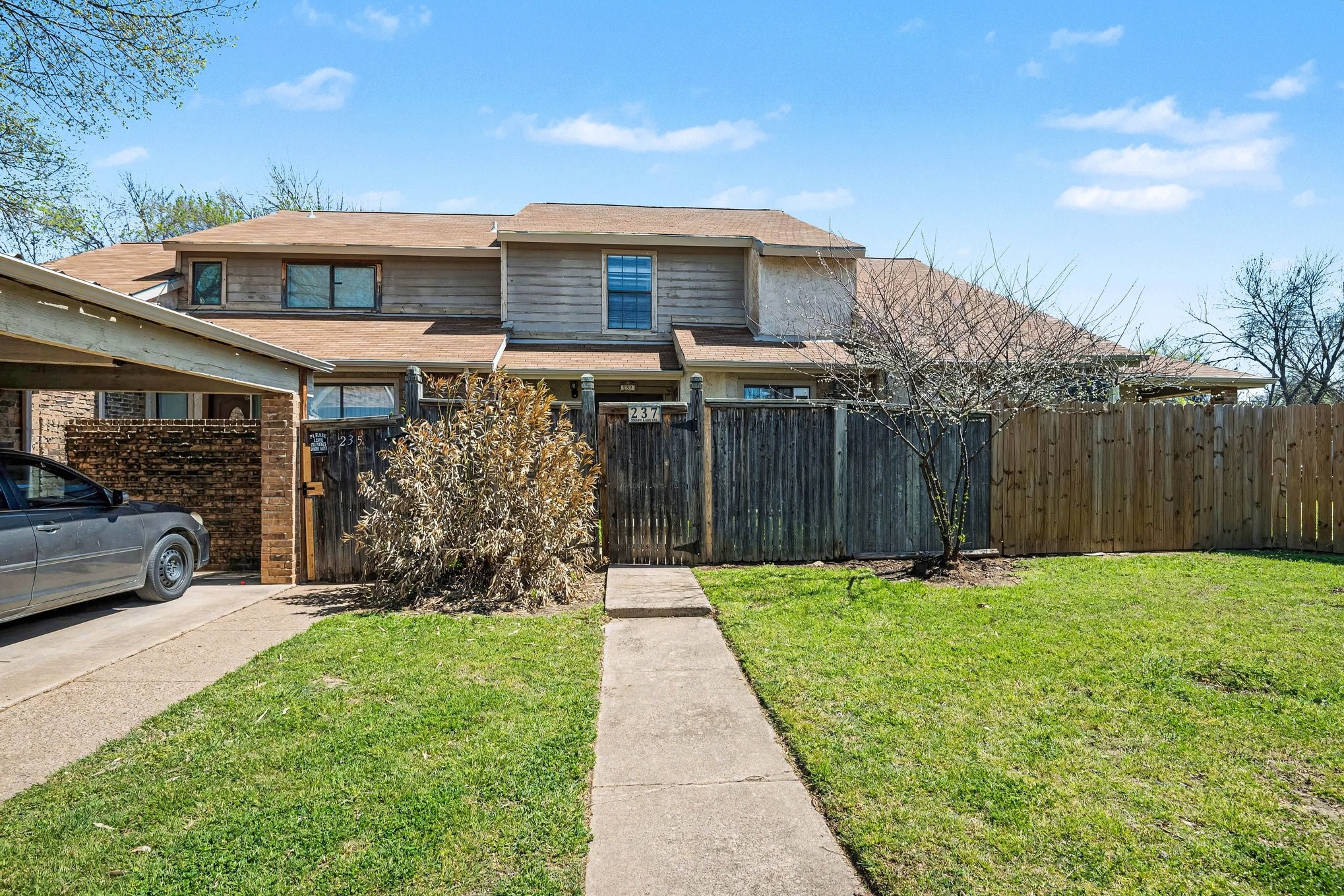 237 Shady Lane Drive Fort Worth TX 76112