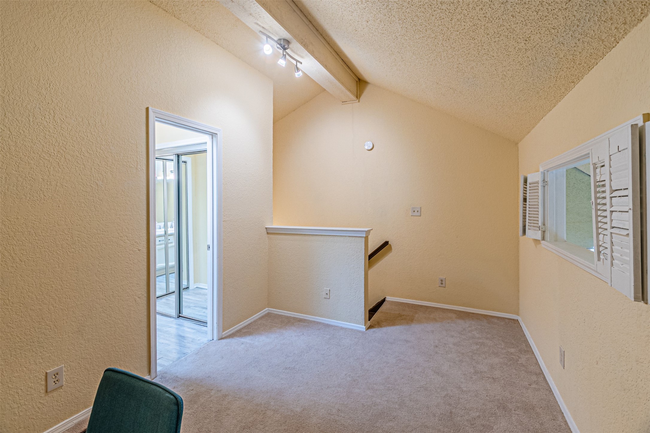 5590 Spring Valley Road Dallas TX 75254