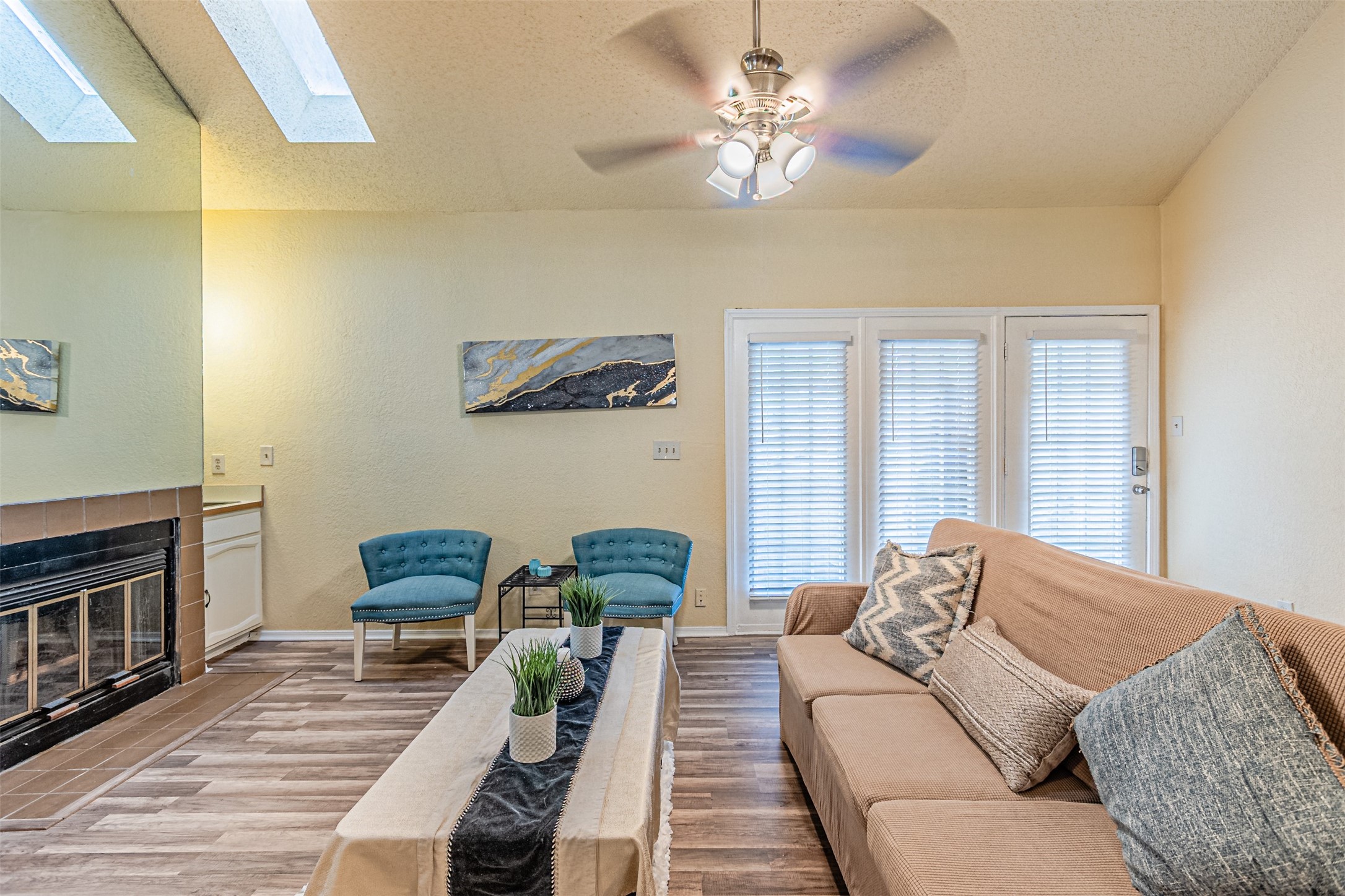 5590 Spring Valley Road Dallas TX 75254
