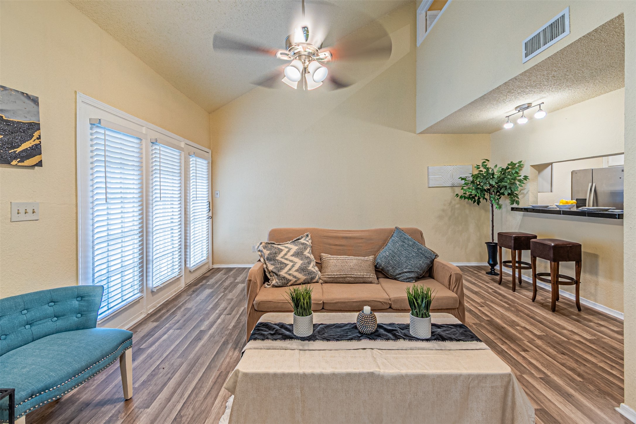 5590 Spring Valley Road Dallas TX 75254