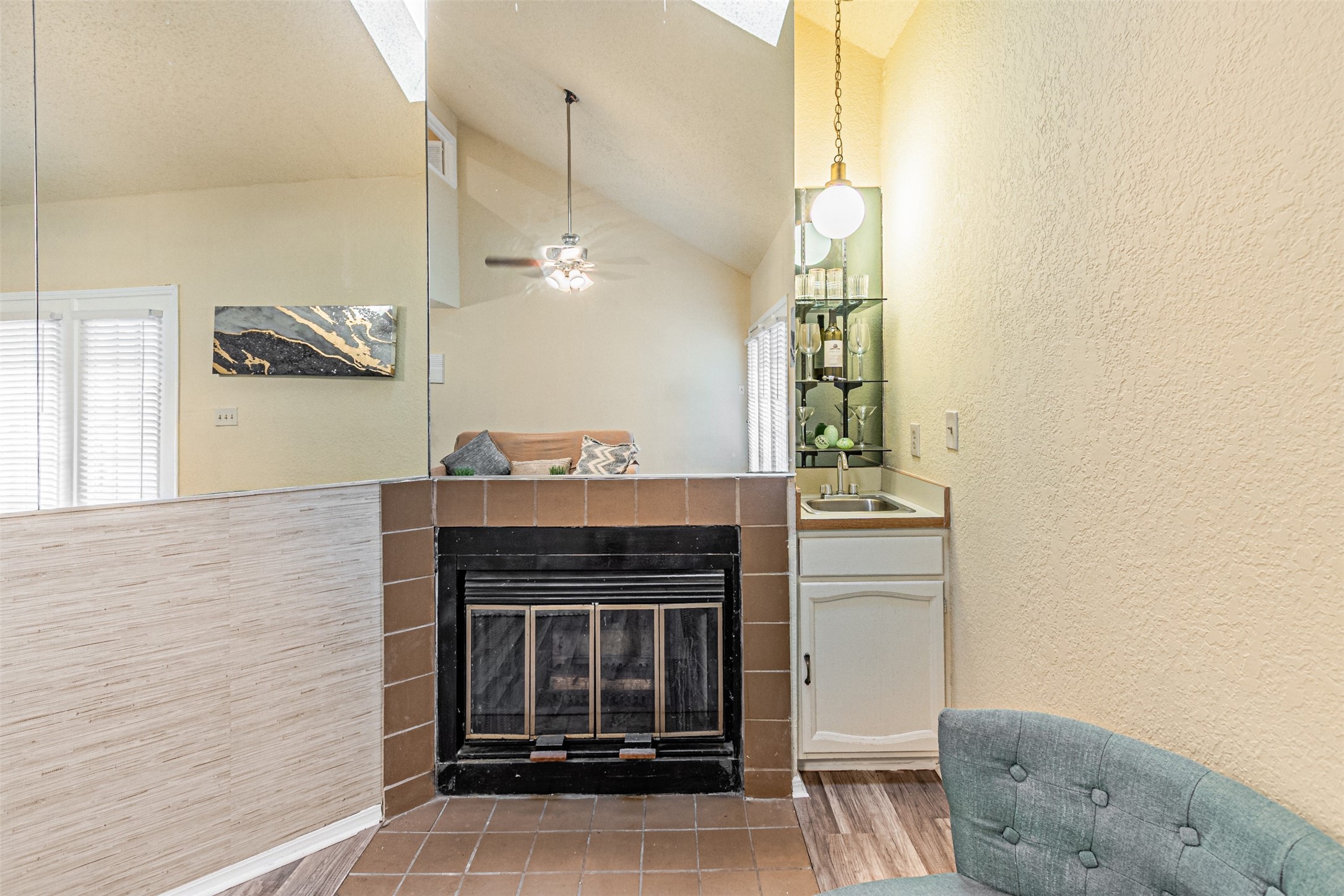 5590 Spring Valley Road Dallas TX 75254