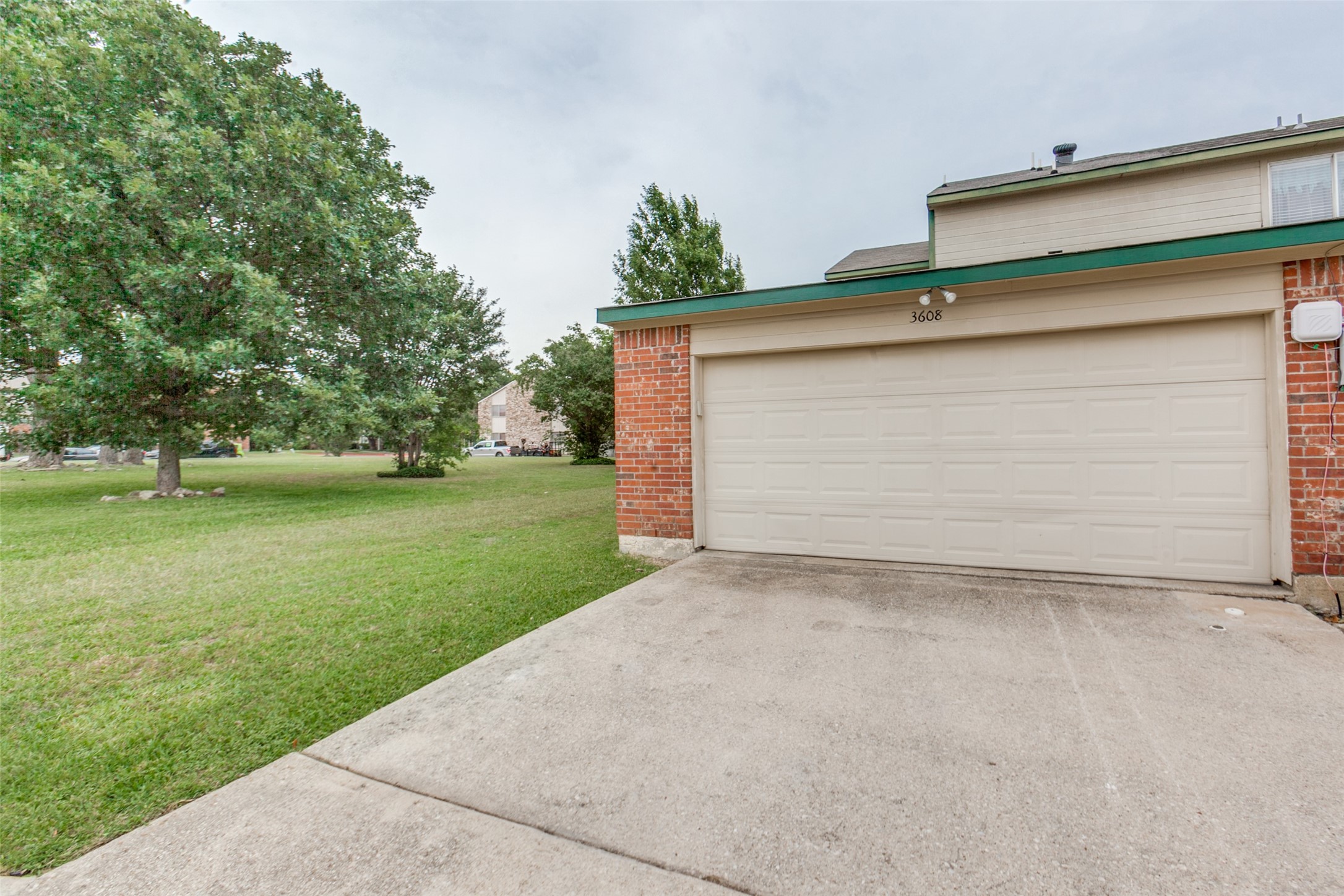 3608 Clubview Drive Garland TX 75044