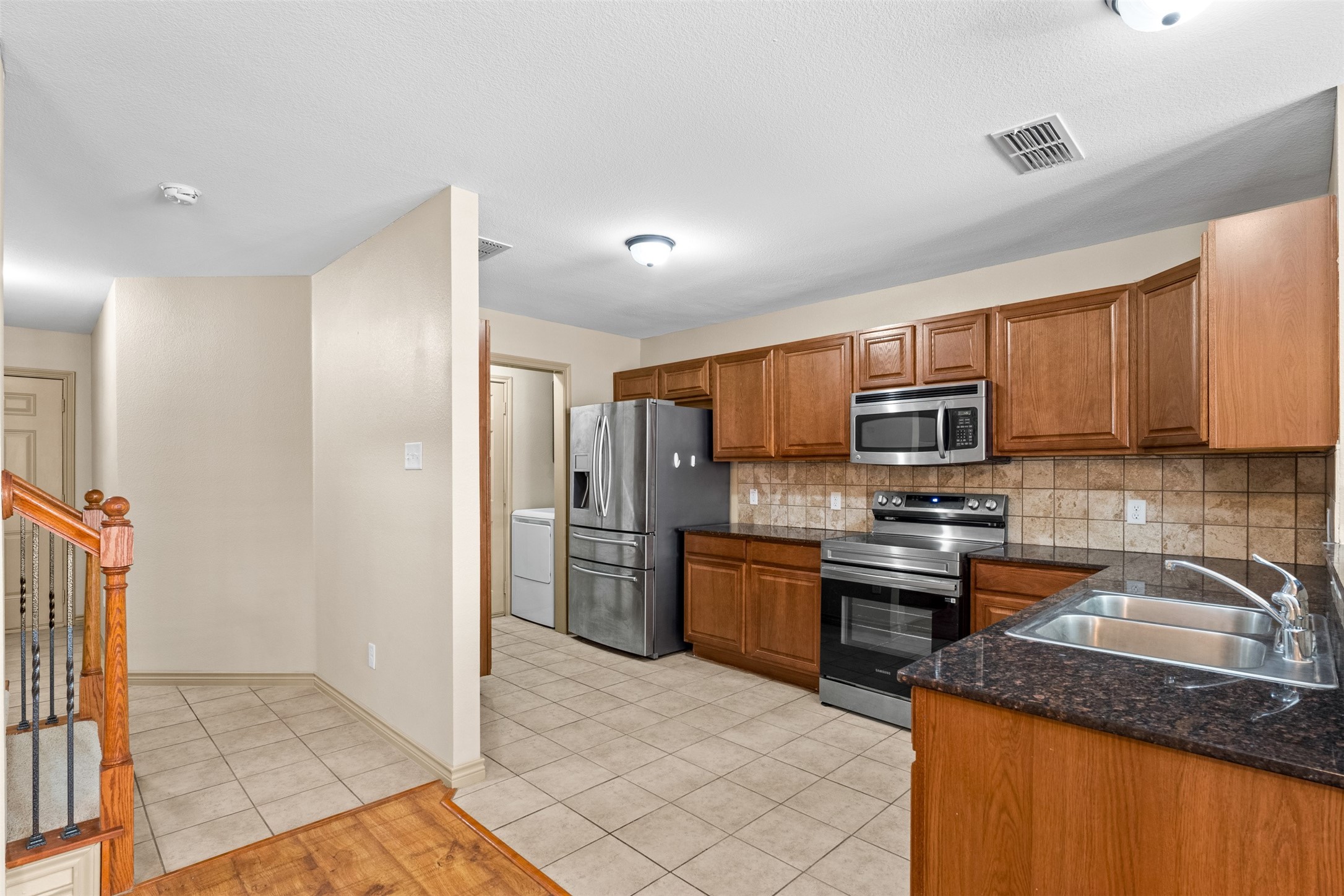 12611 Oceanside Drive Fort Worth TX 76040