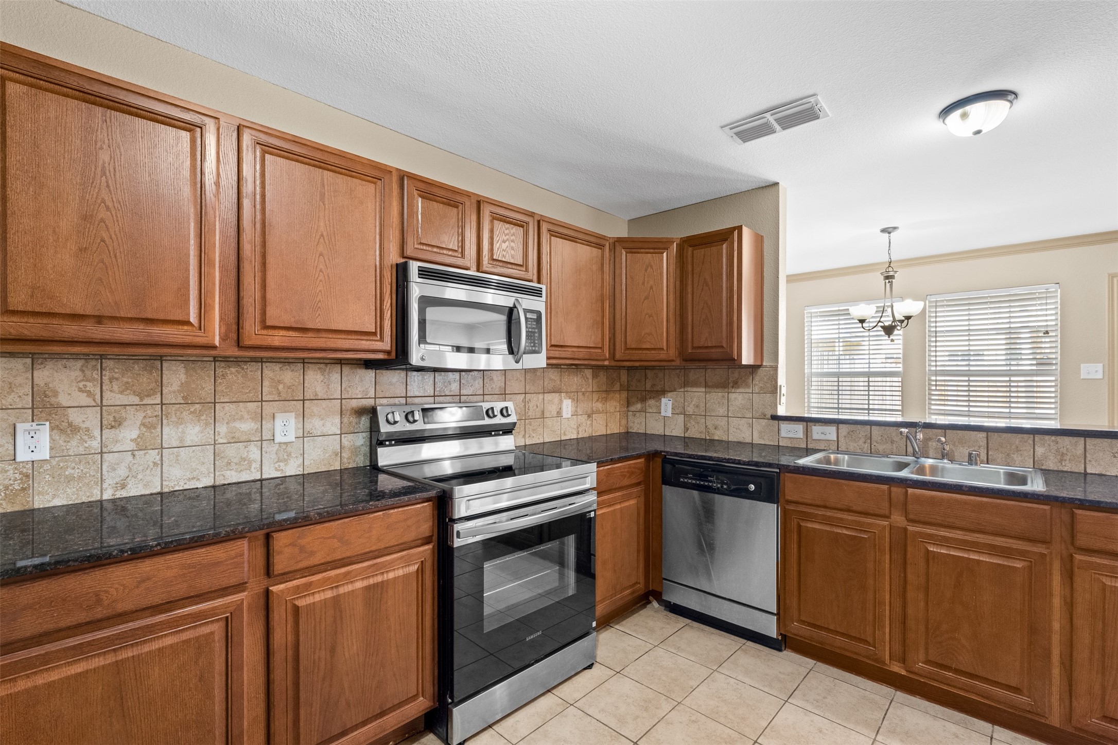 12611 Oceanside Drive Fort Worth TX 76040