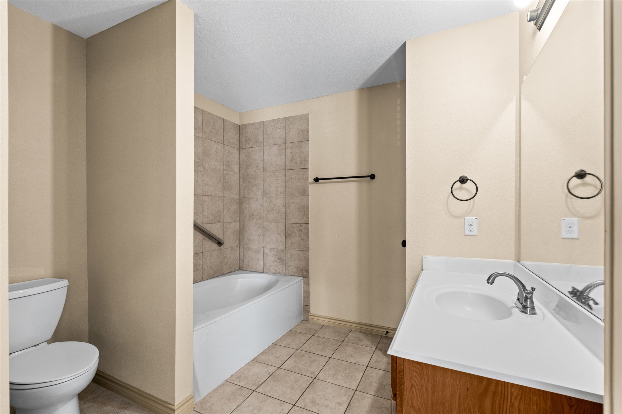 12611 Oceanside Drive Fort Worth TX 76040