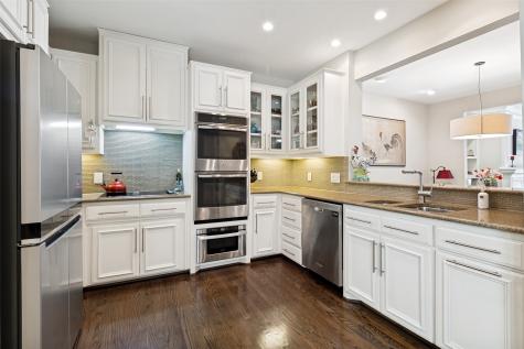 4122 La Place Drive Dallas TX 75220
