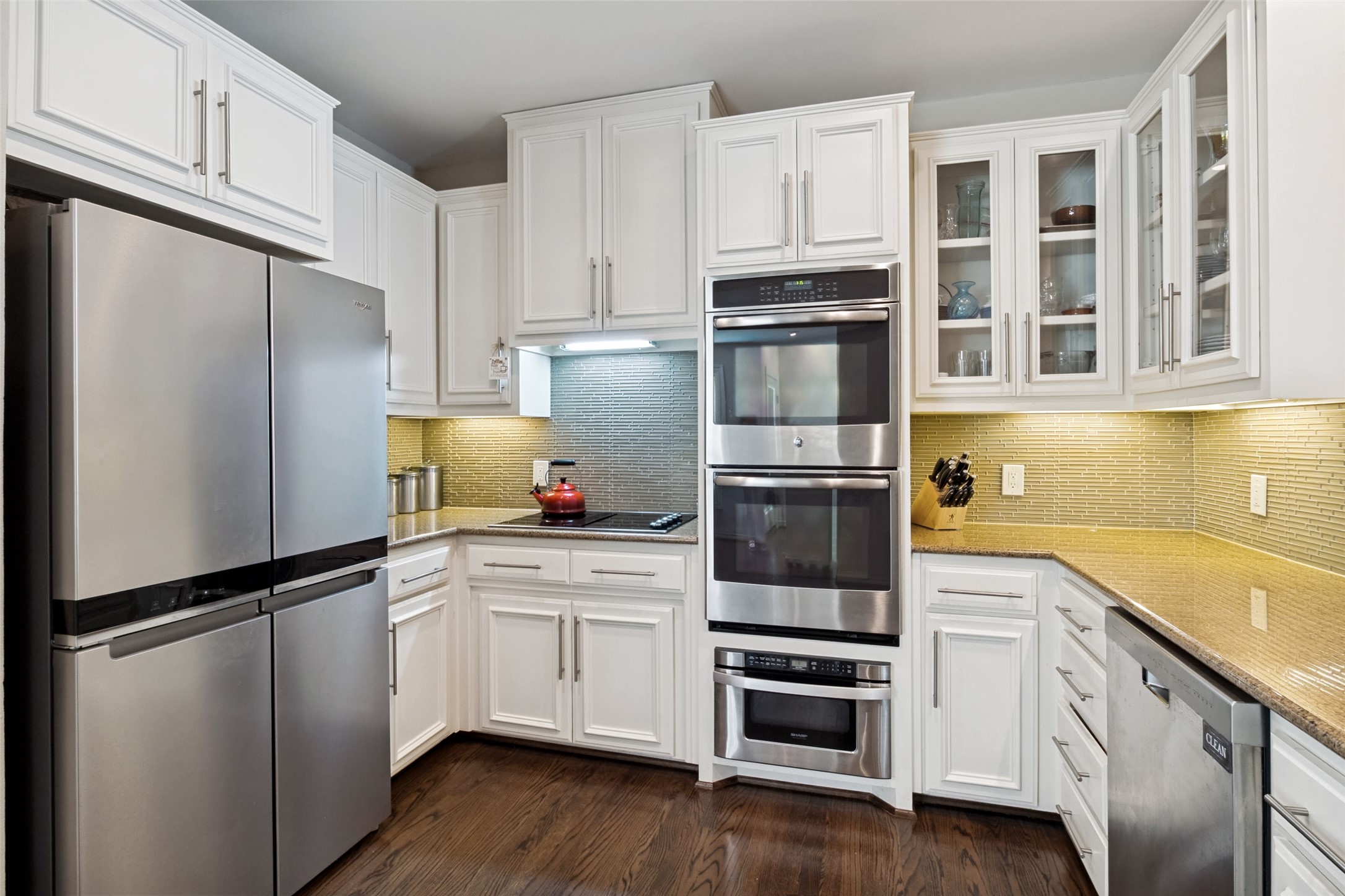 4122 La Place Drive Dallas TX 75220