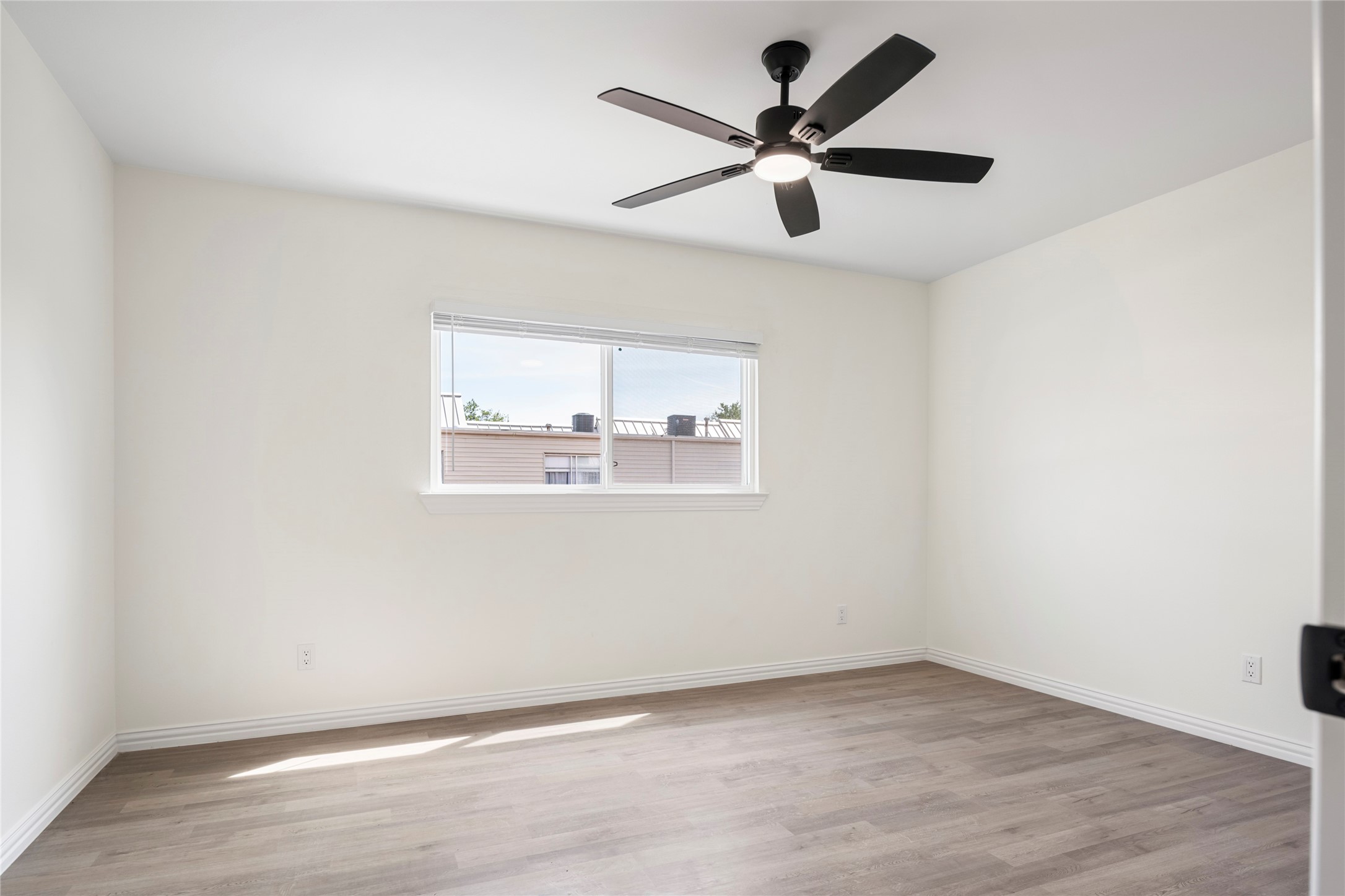 9818 Valley Meadow Place Dallas TX 75220