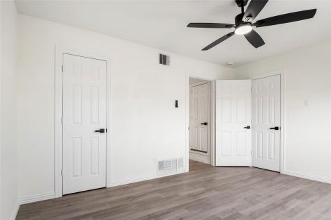 9818 Valley Meadow Place Dallas TX 75220