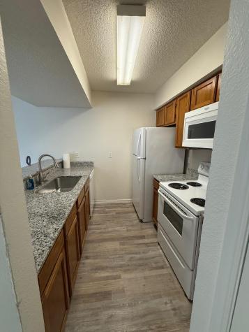 9807 Walnut Street Dallas TX 75243