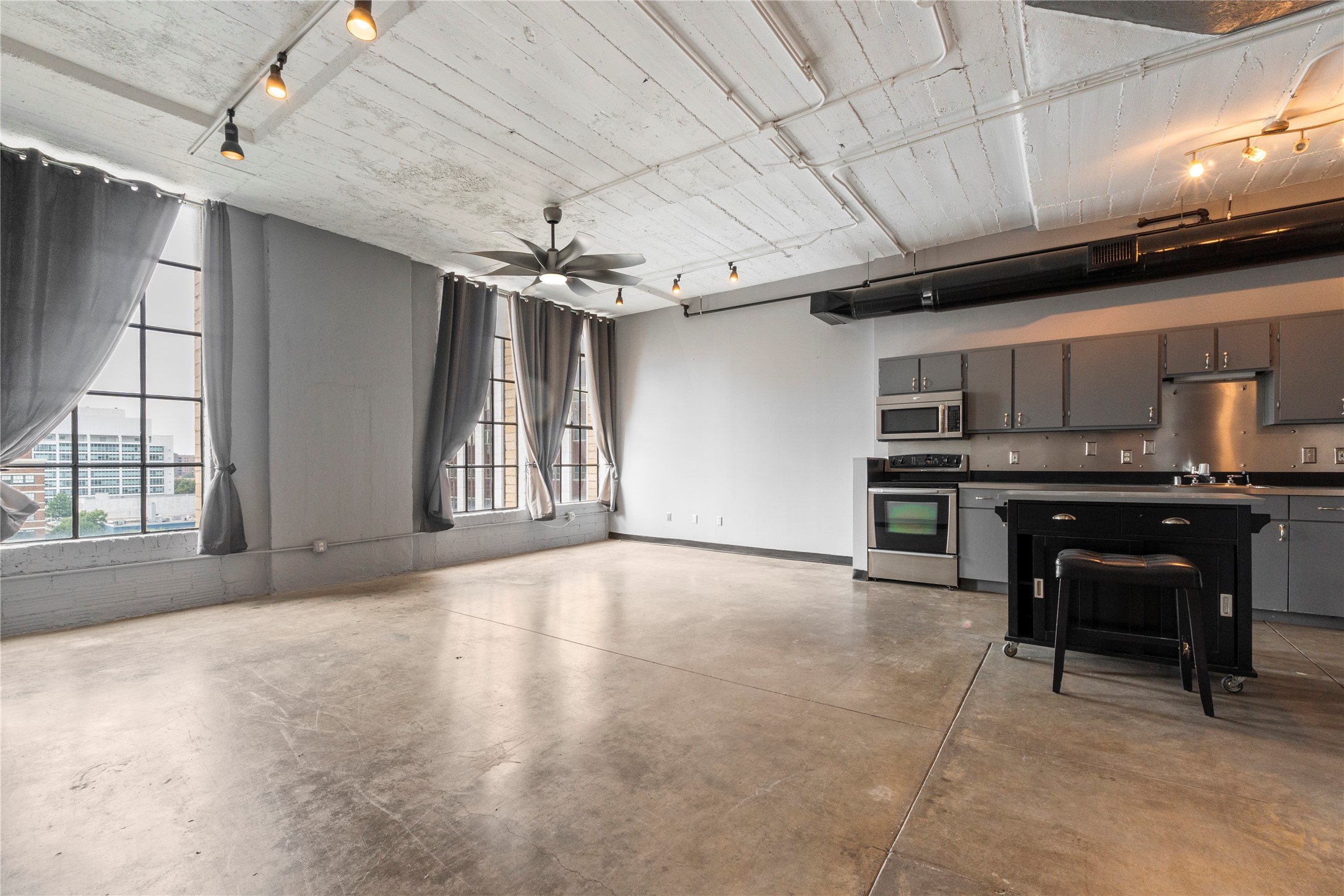 1122 Jackson Street Dallas TX 75202
