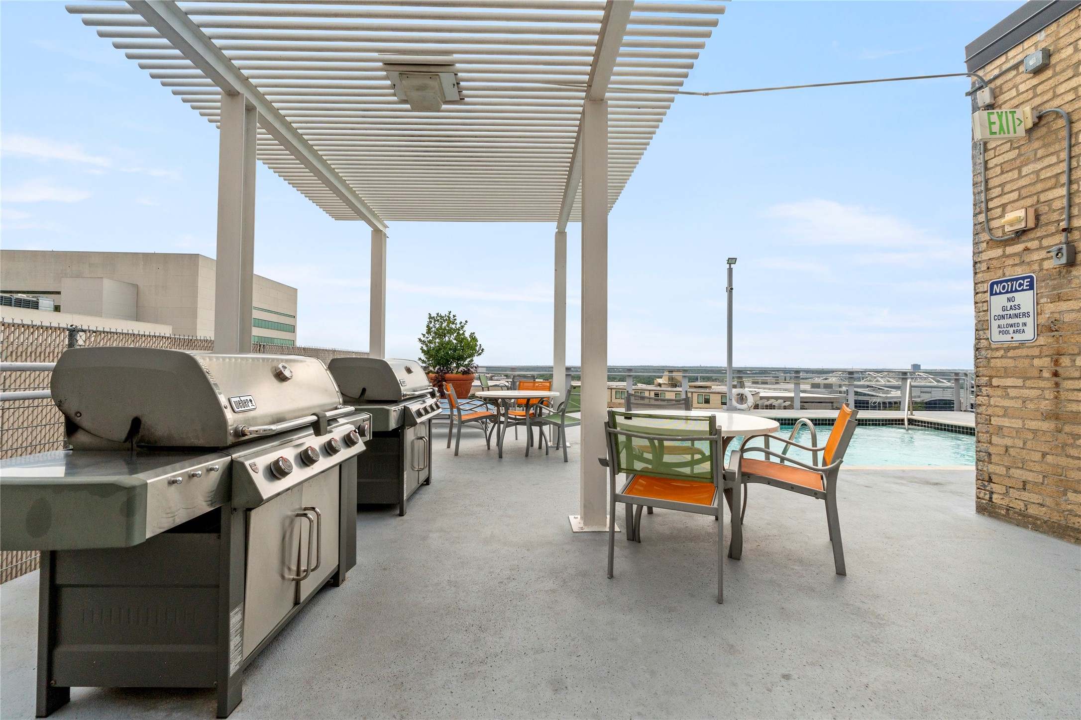 1122 Jackson Street Dallas TX 75202