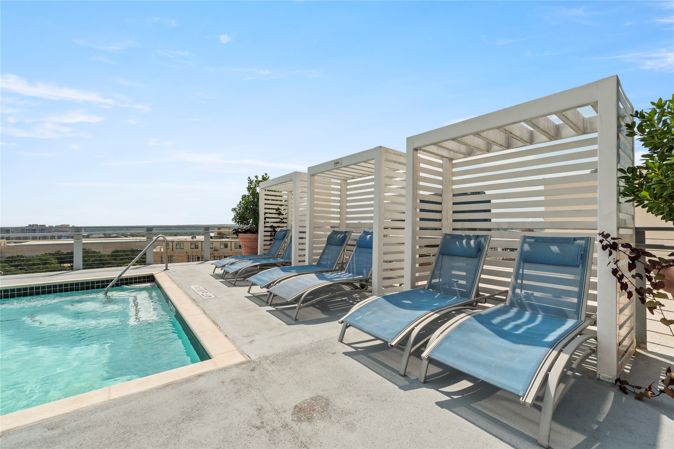 1122 Jackson Street Dallas TX 75202