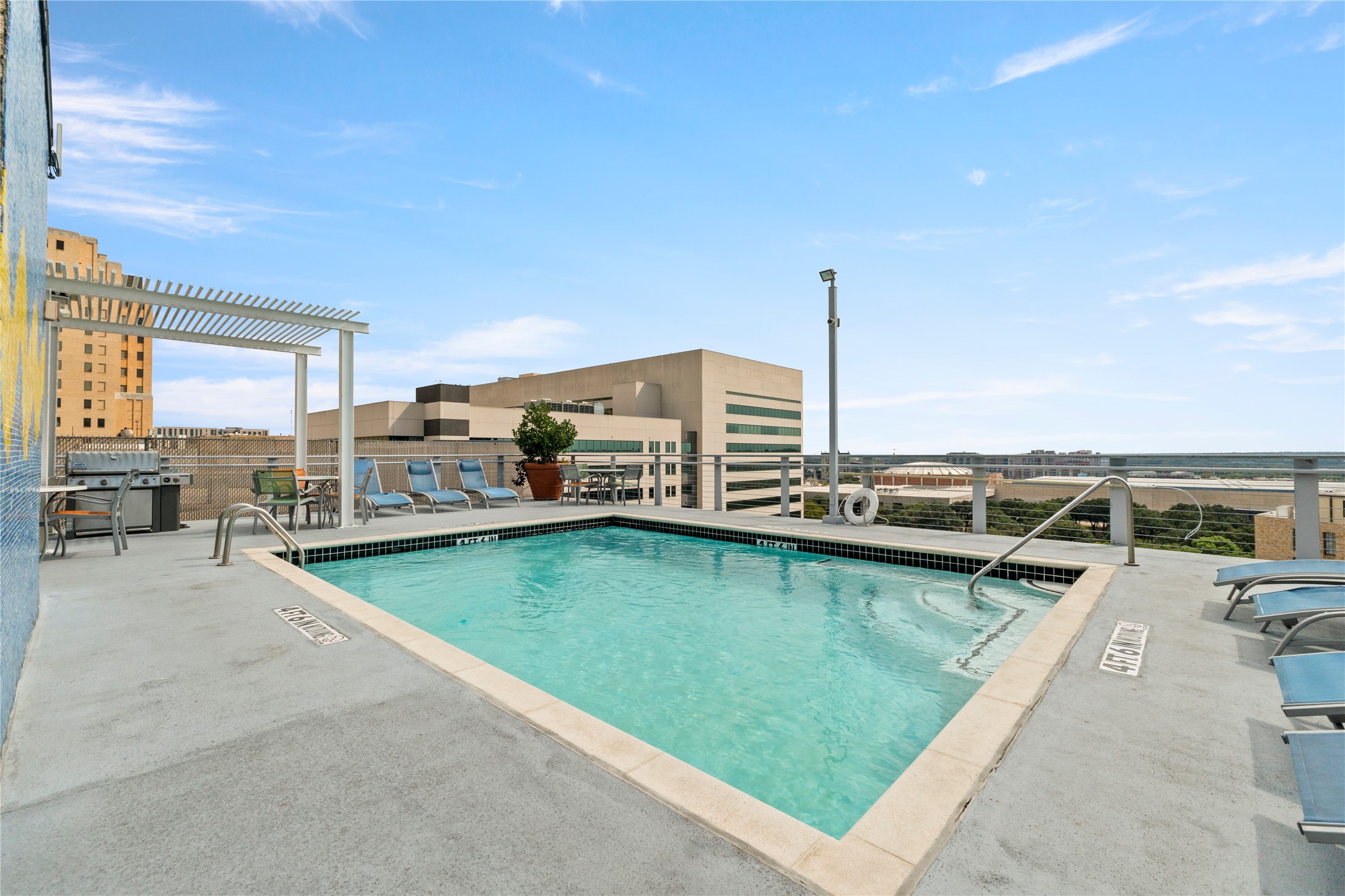 1122 Jackson Street Dallas TX 75202
