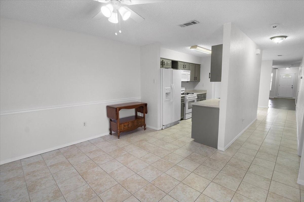 1903 Wyndemere Lane Garland TX 75042