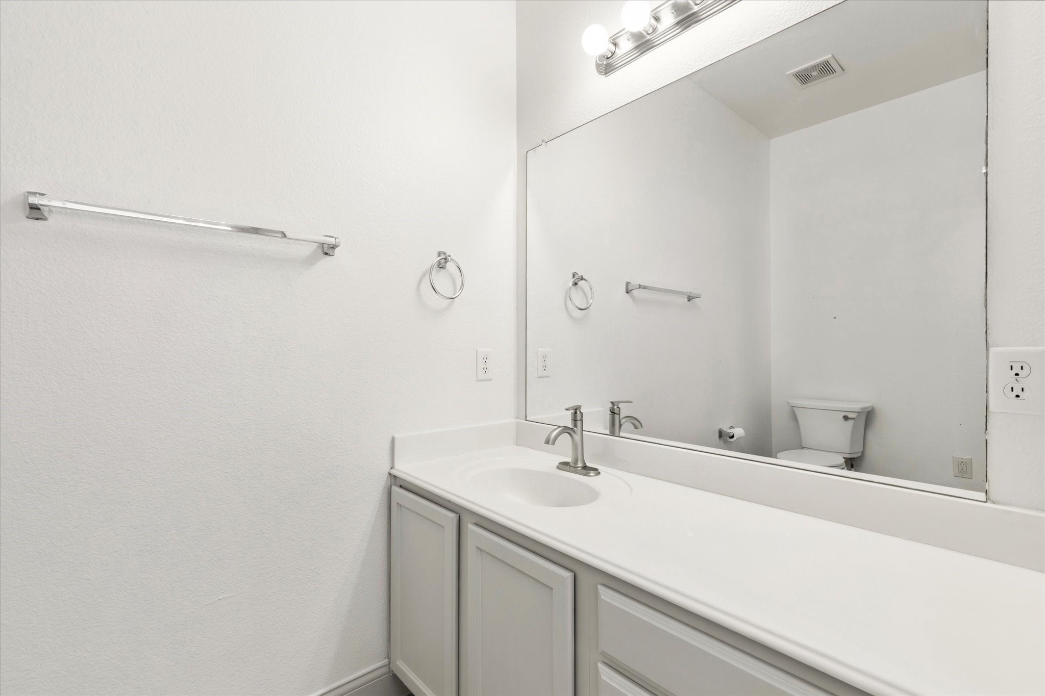 706 S Jupiter Road Allen TX 75002