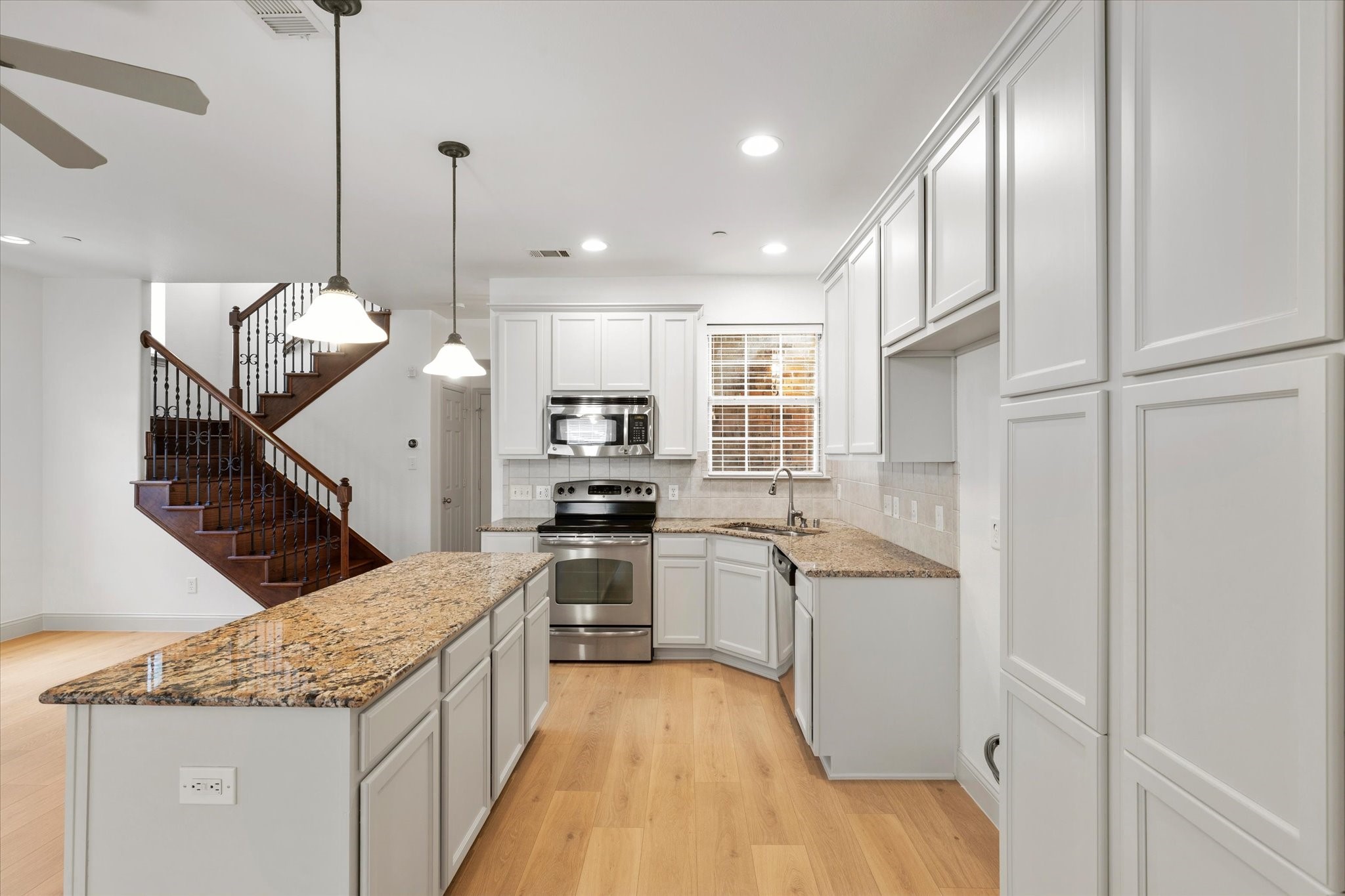 706 S Jupiter Road Allen TX 75002