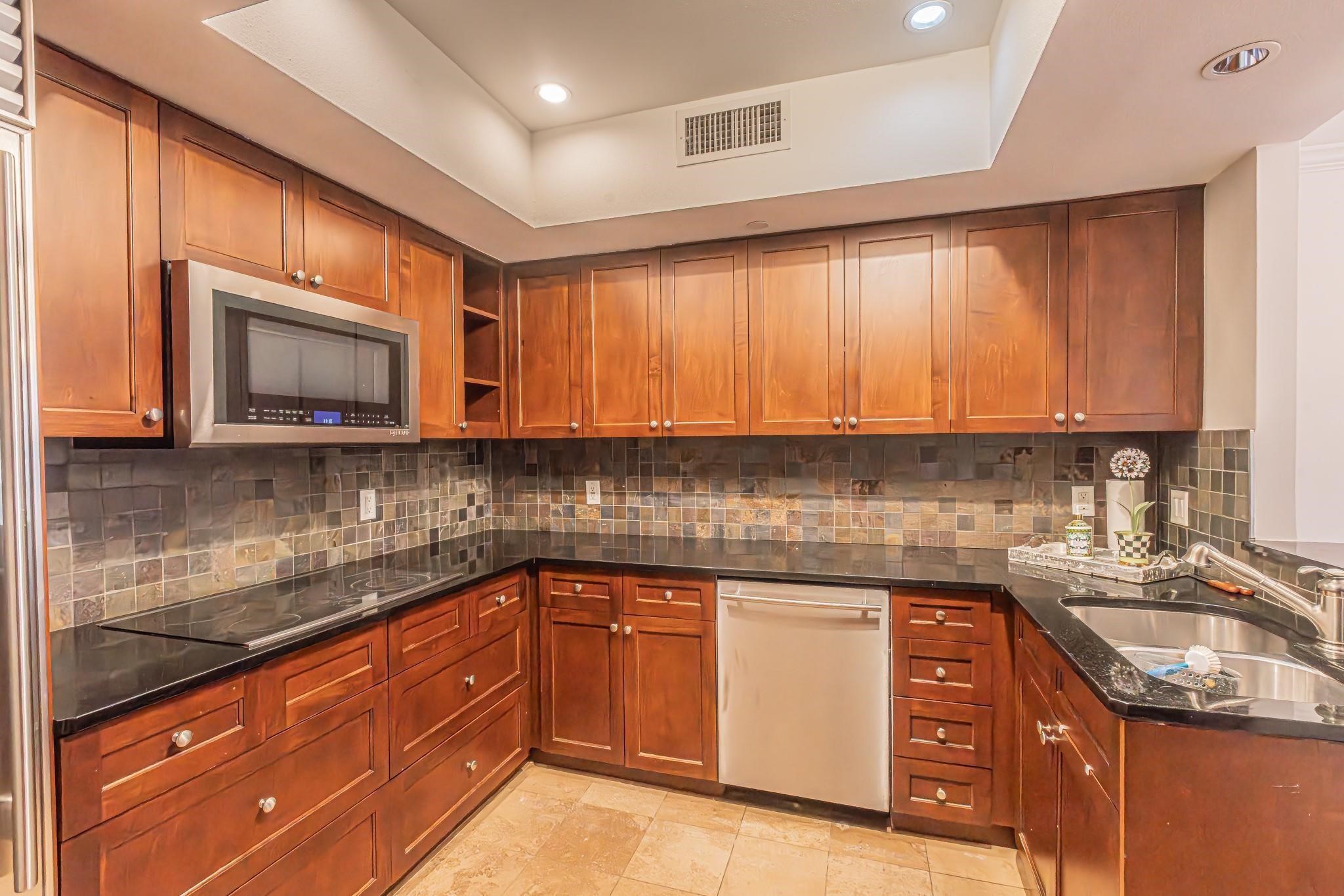 5909 Luther Lane Dallas TX 75225