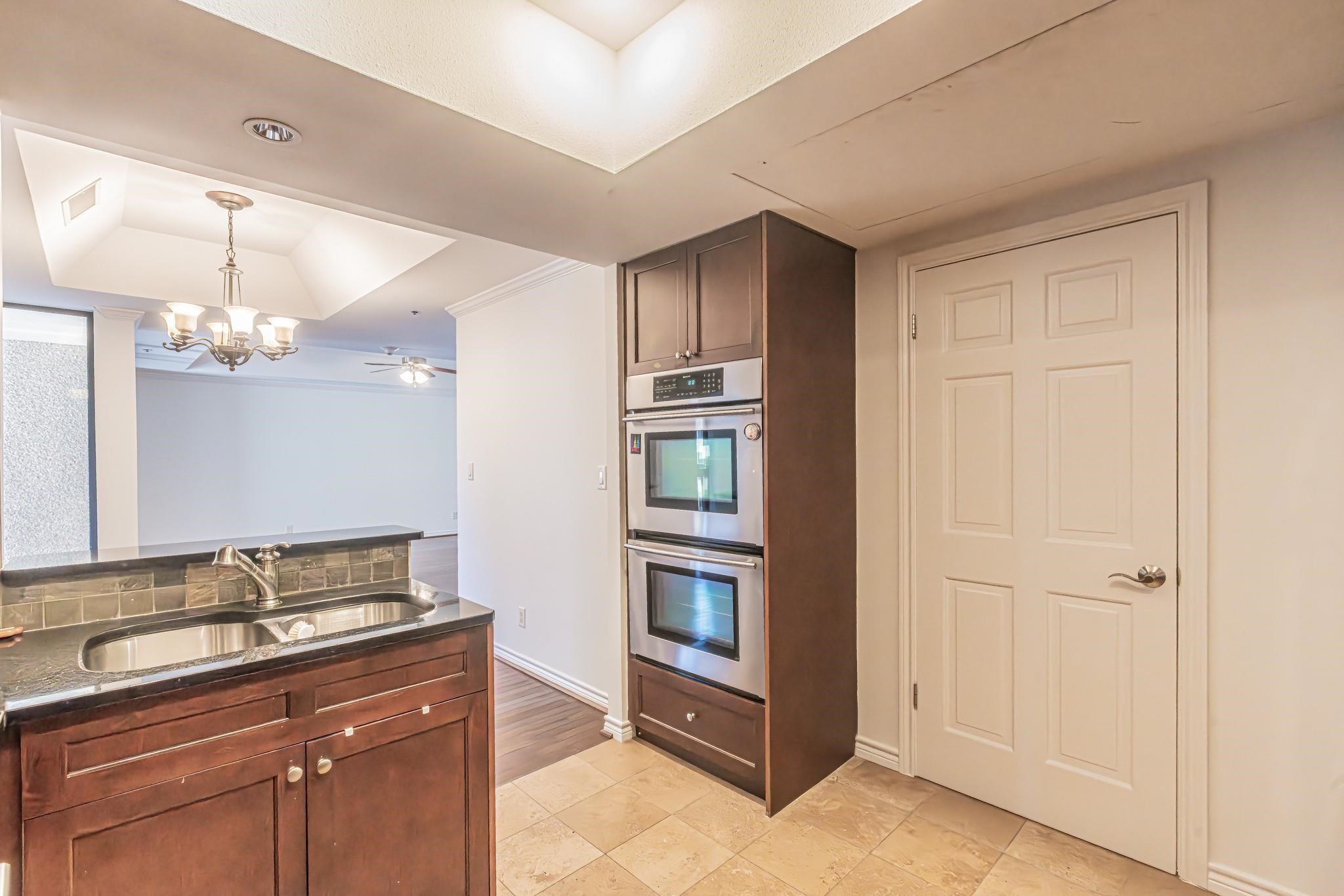 5909 Luther Lane Dallas TX 75225