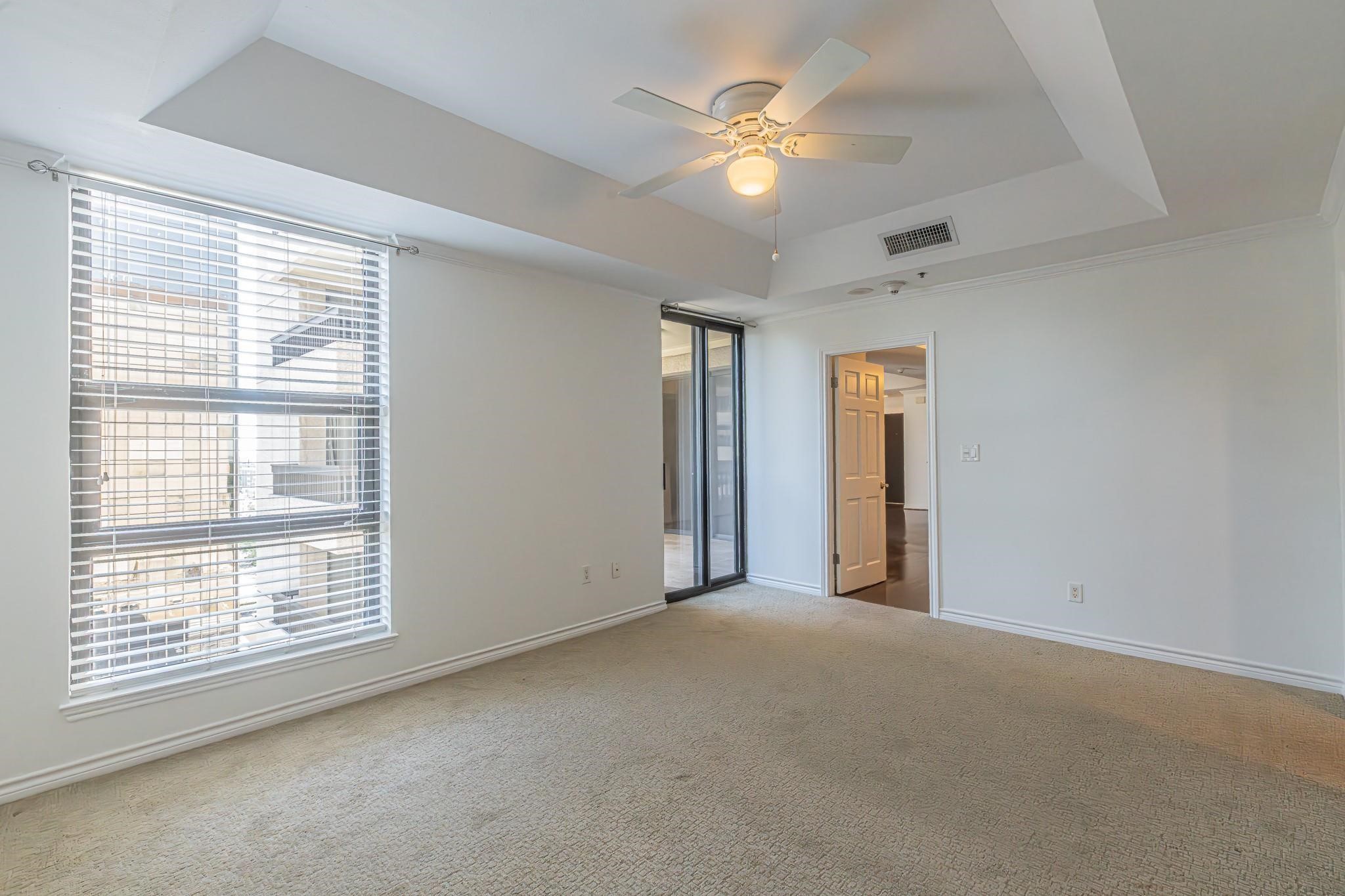 5909 Luther Lane Dallas TX 75225