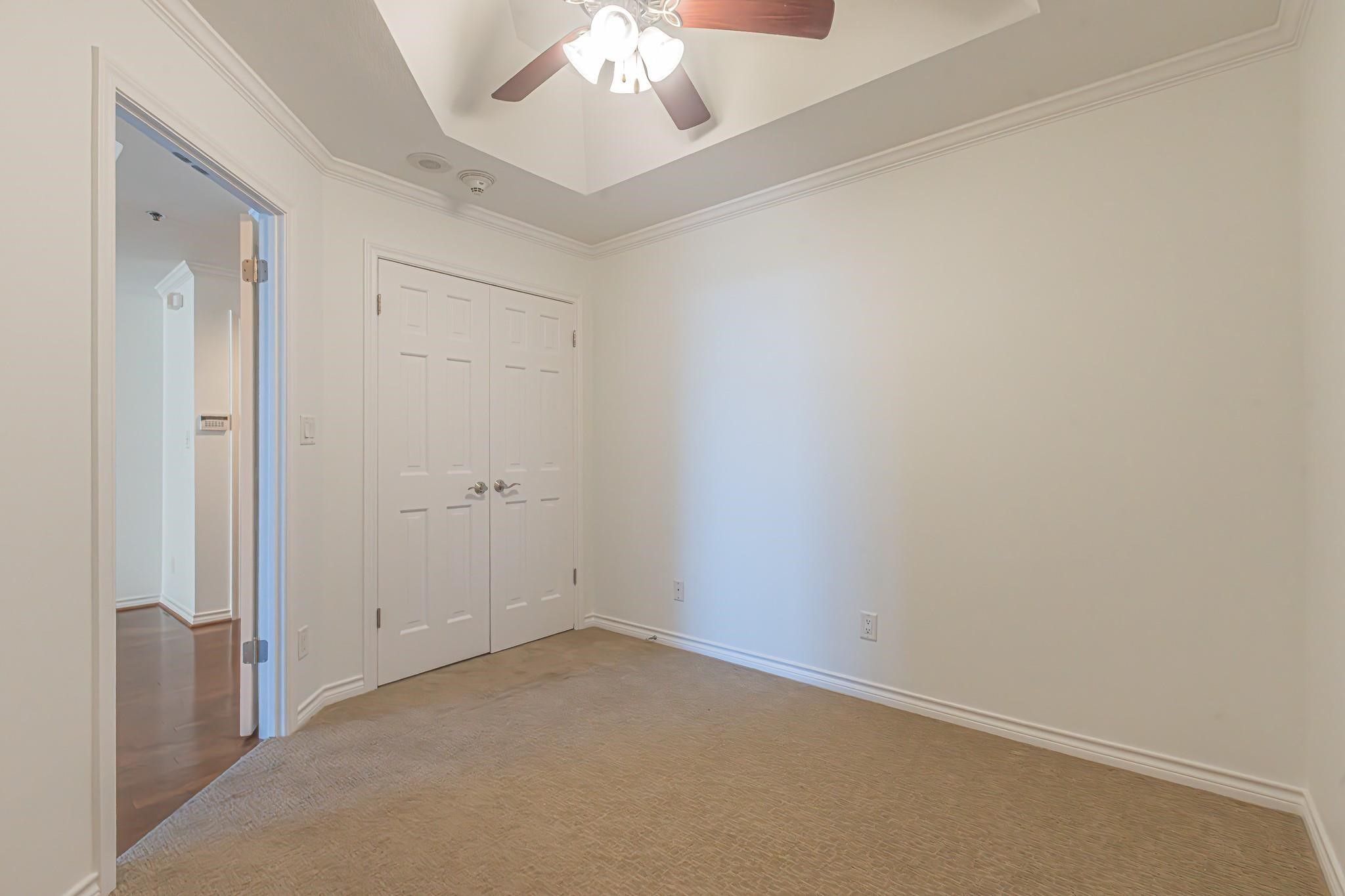 5909 Luther Lane Dallas TX 75225
