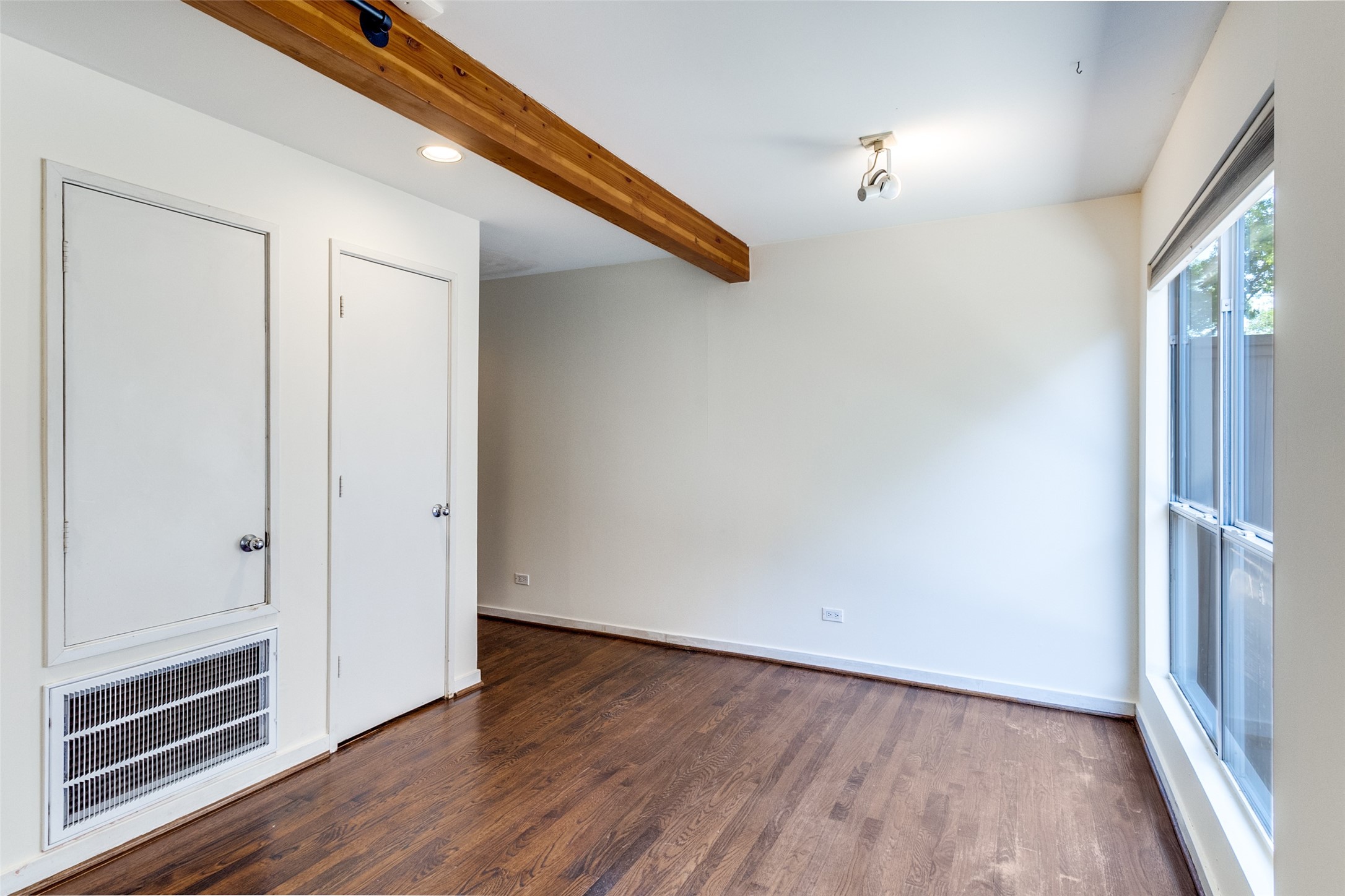 4134 Travis Street Dallas TX 75204