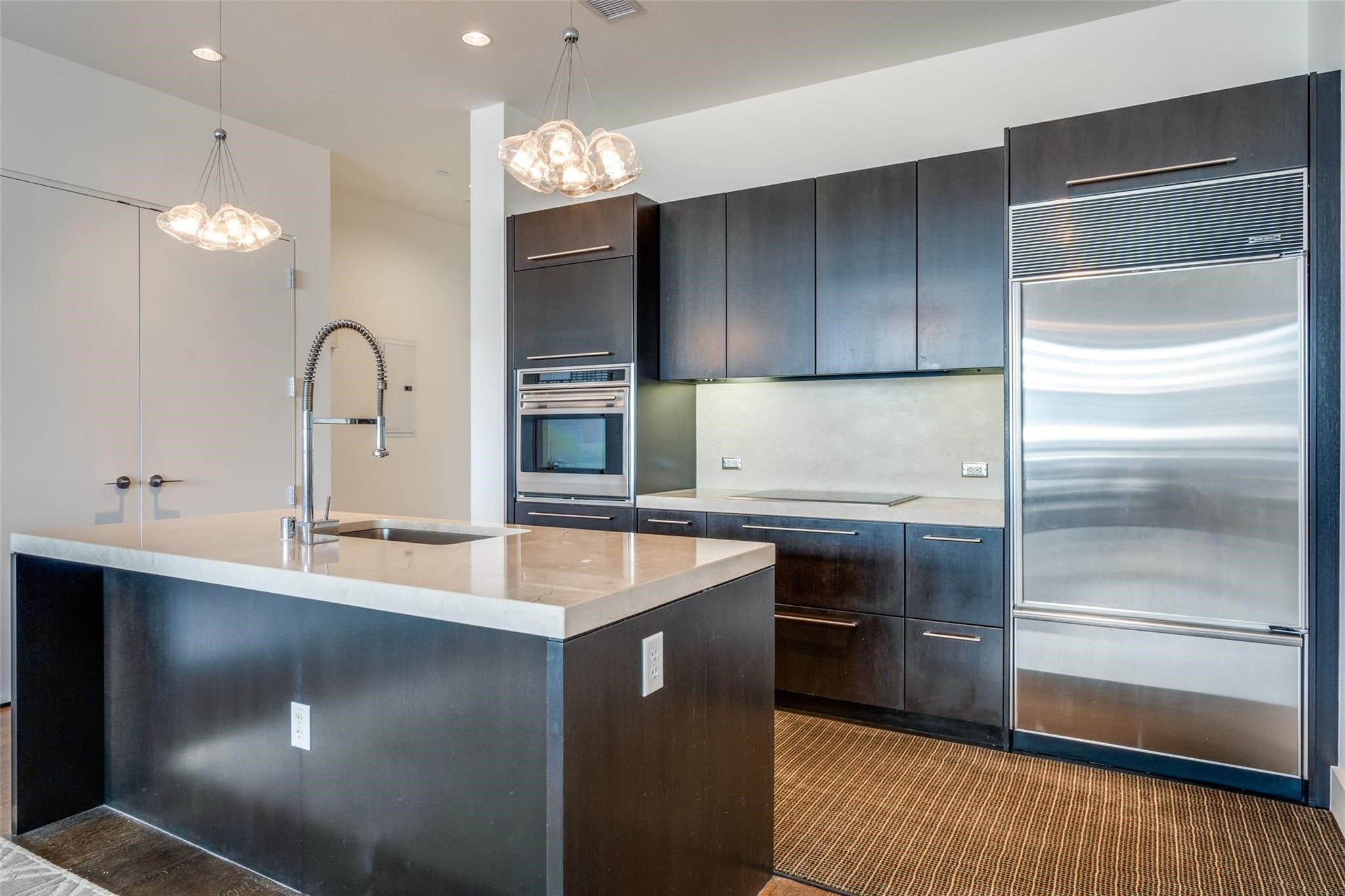 2200 Victory Avenue Dallas TX 75219