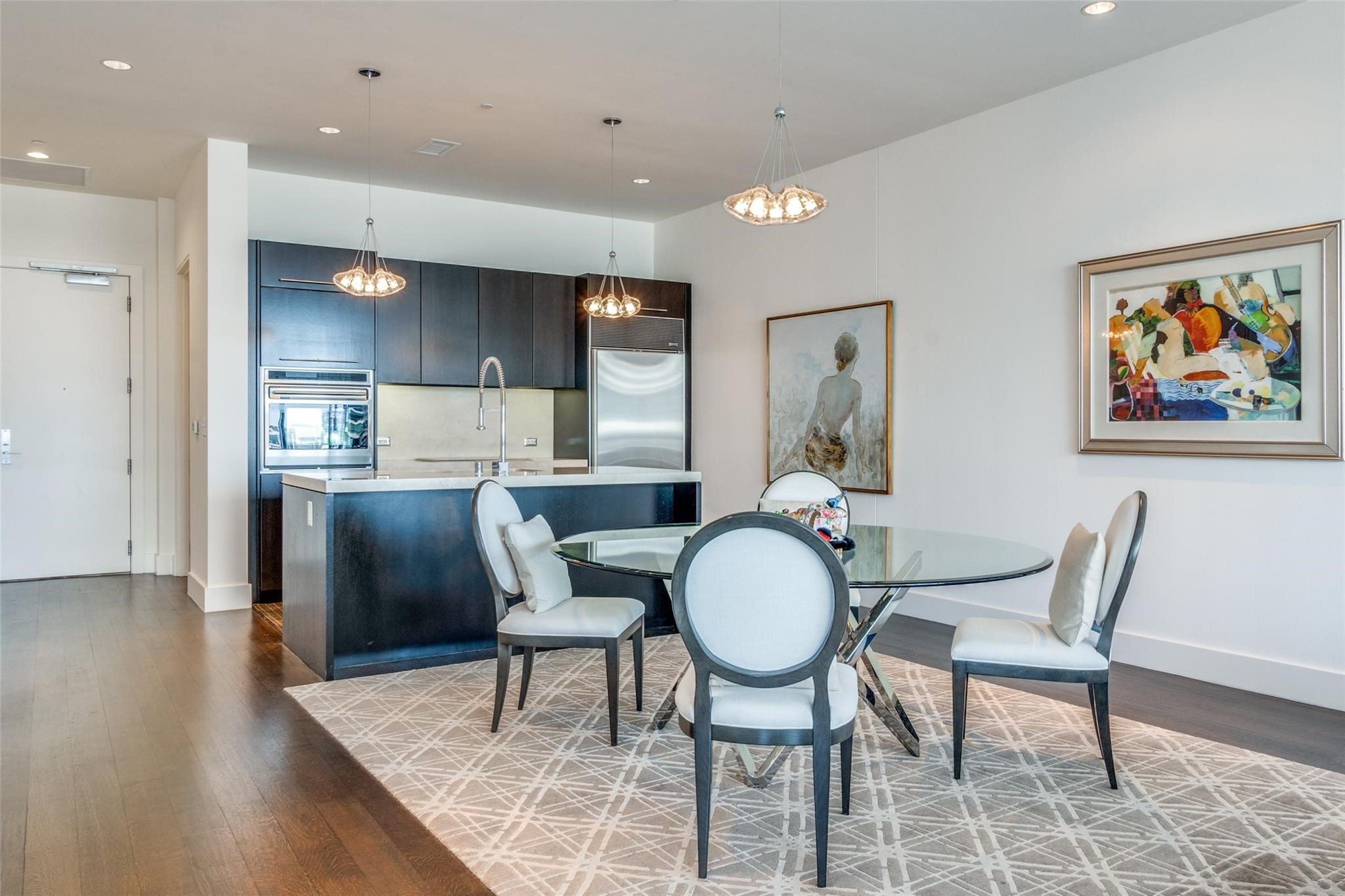 2200 Victory Avenue Dallas TX 75219