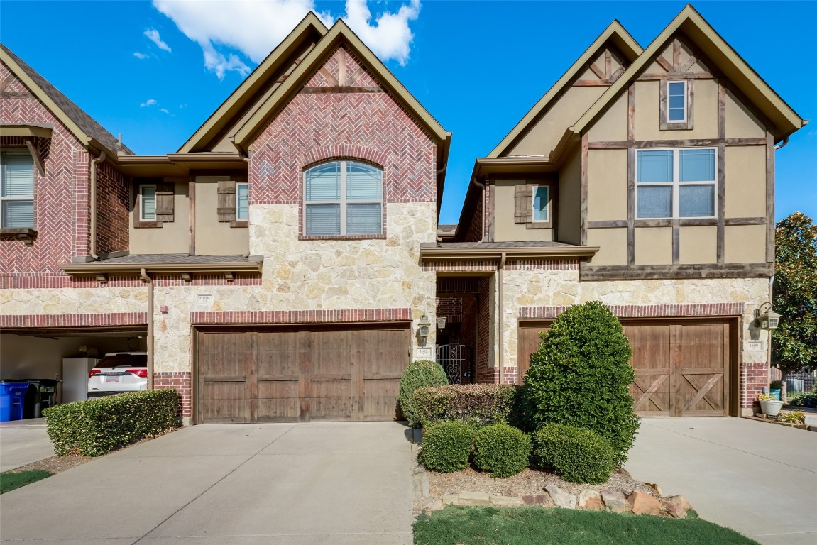 1602 Brook Grove Drive Euless TX 76039