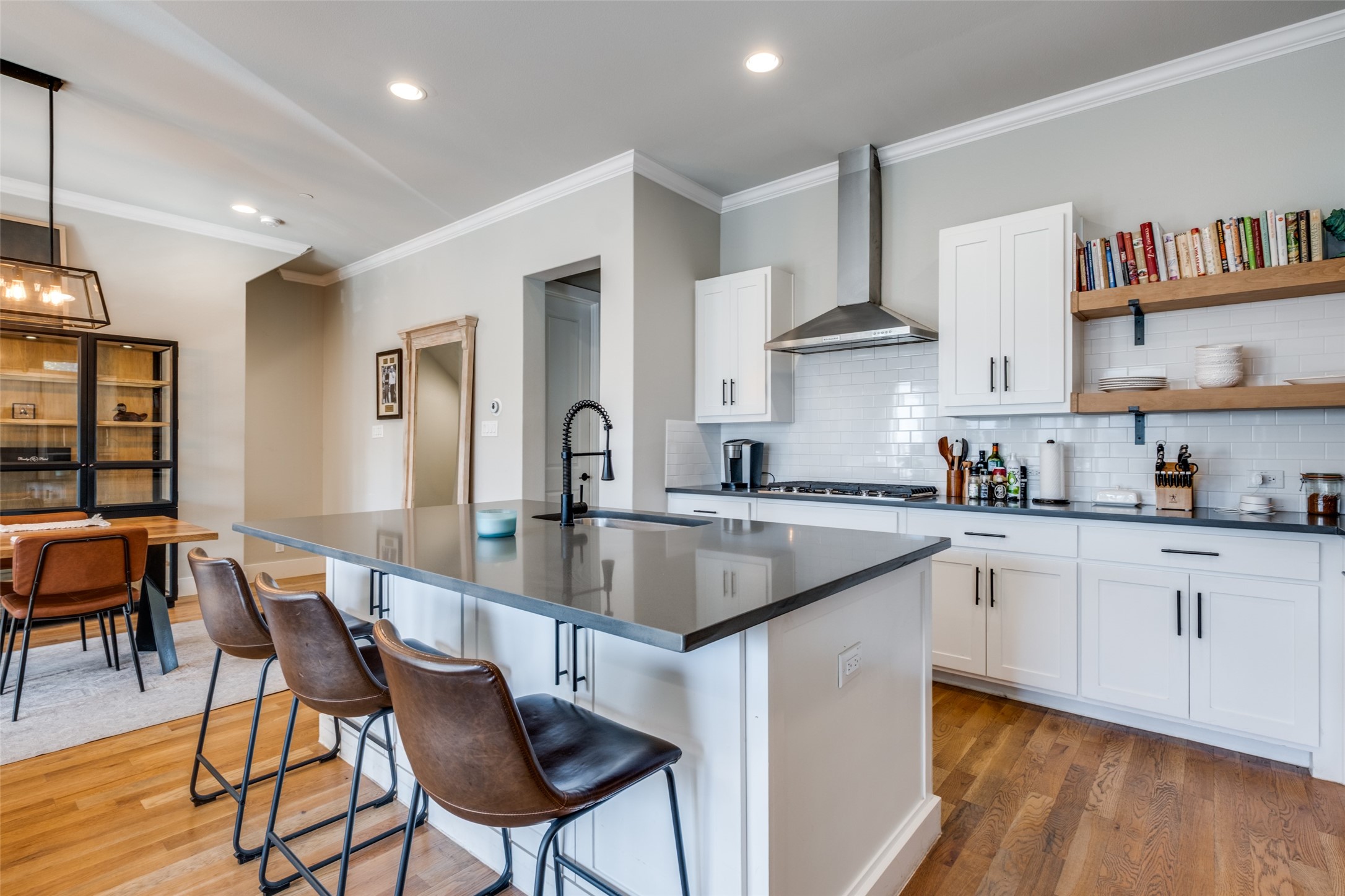 1262 N Prairie Avenue Dallas TX 75204